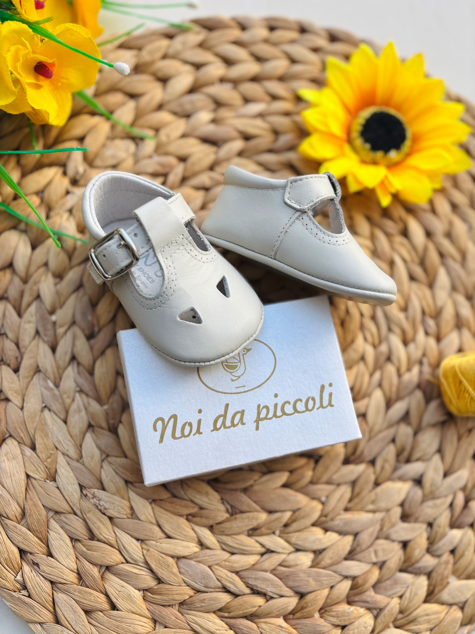 SCARPINE IN PELLE BEIGE - Noi da piccoli