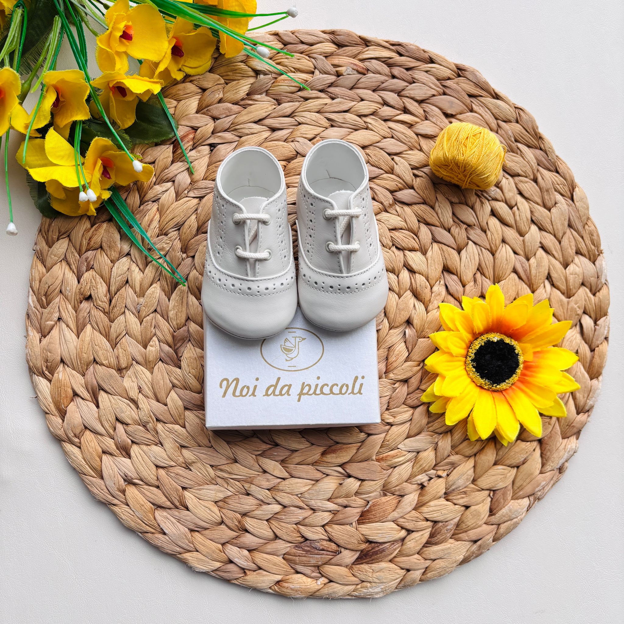 SCARPINE IN TESSUTO E PELLE CON PUNTINI CRUDO - Noi da piccoli