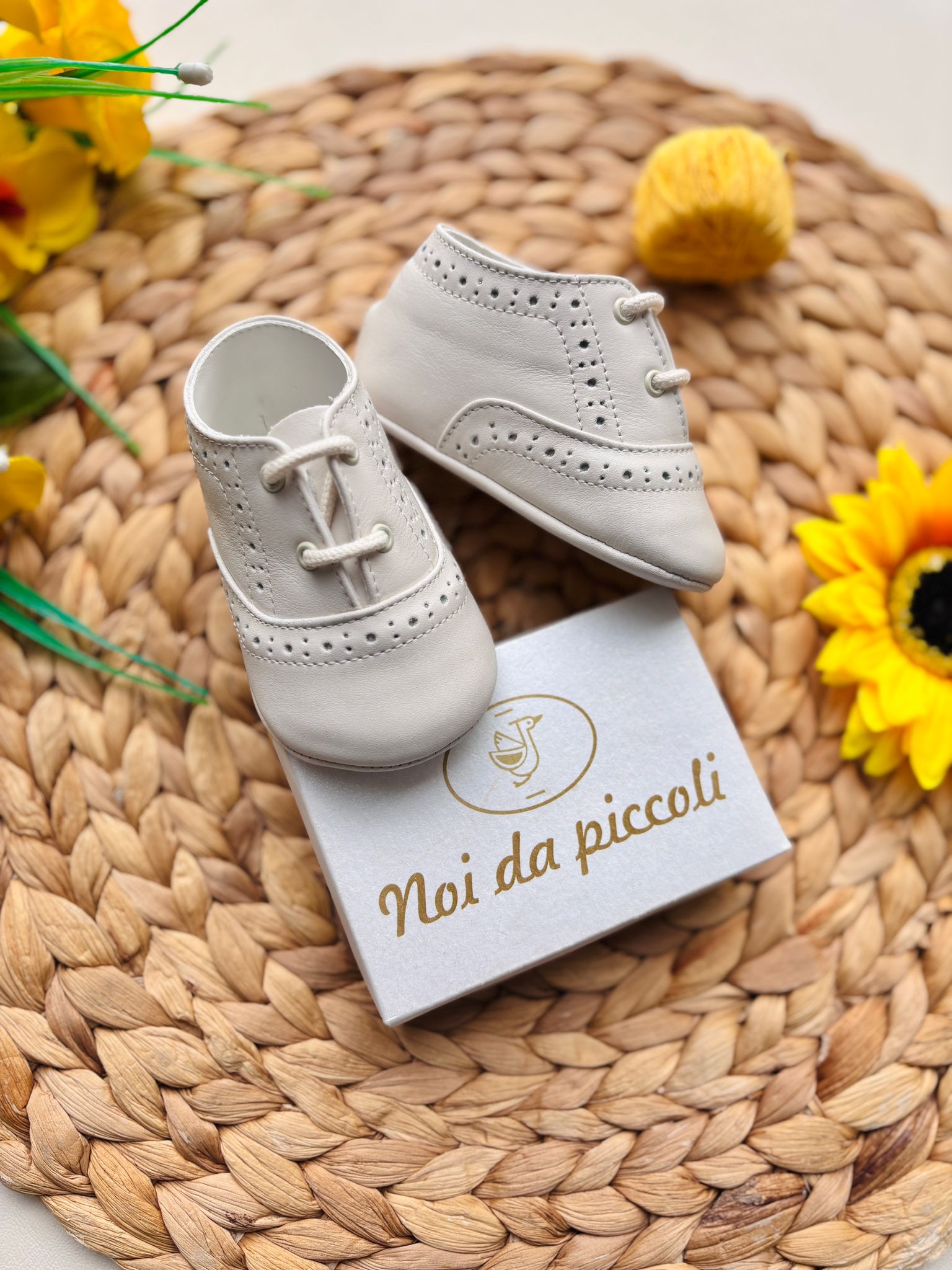 SCARPINE IN TESSUTO E PELLE CON PUNTINI CRUDO - Noi da piccoli