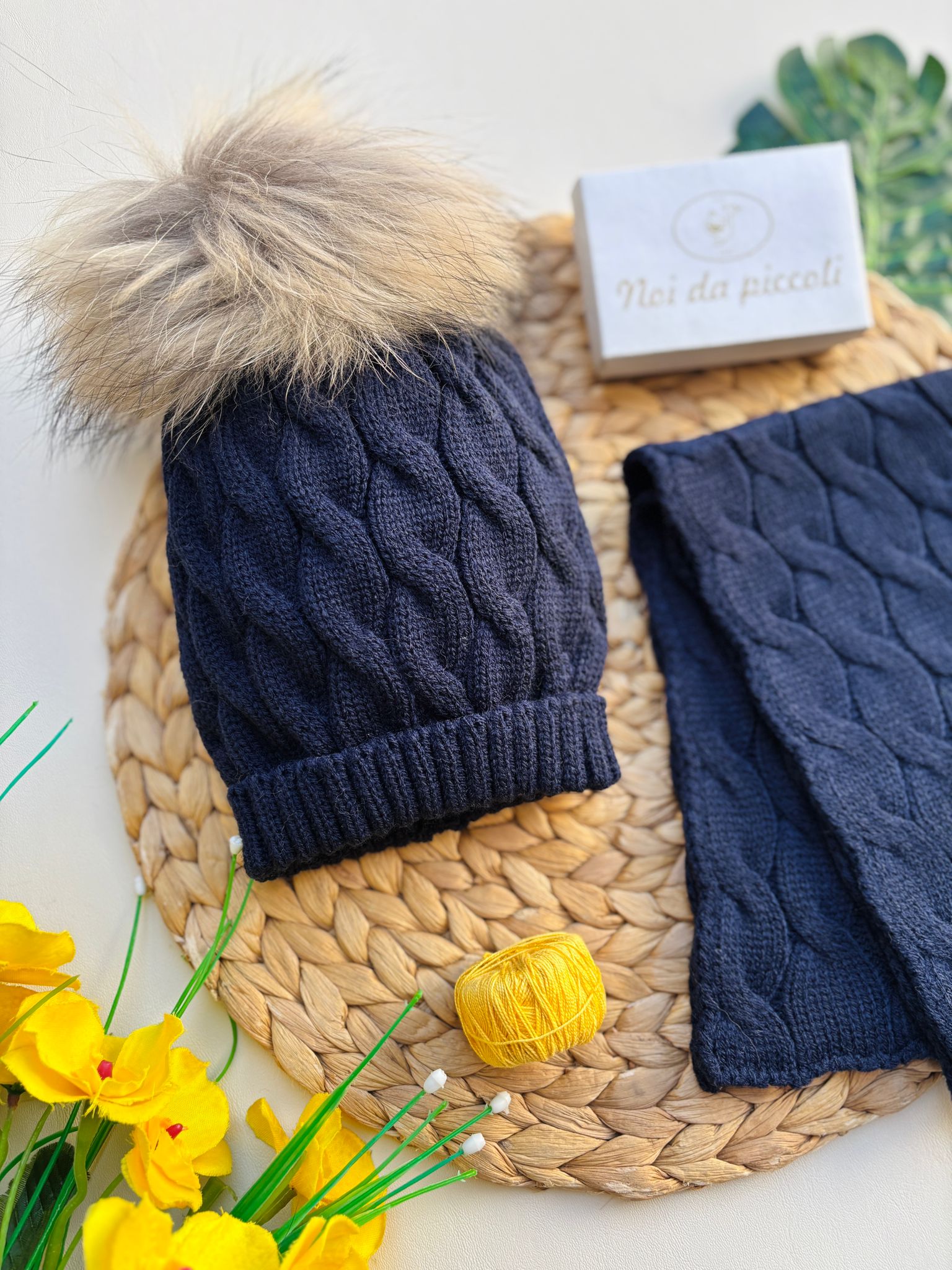 SCIARPA CON CAPPELLO AD INTRECCIO MARINO - Noi da piccoli