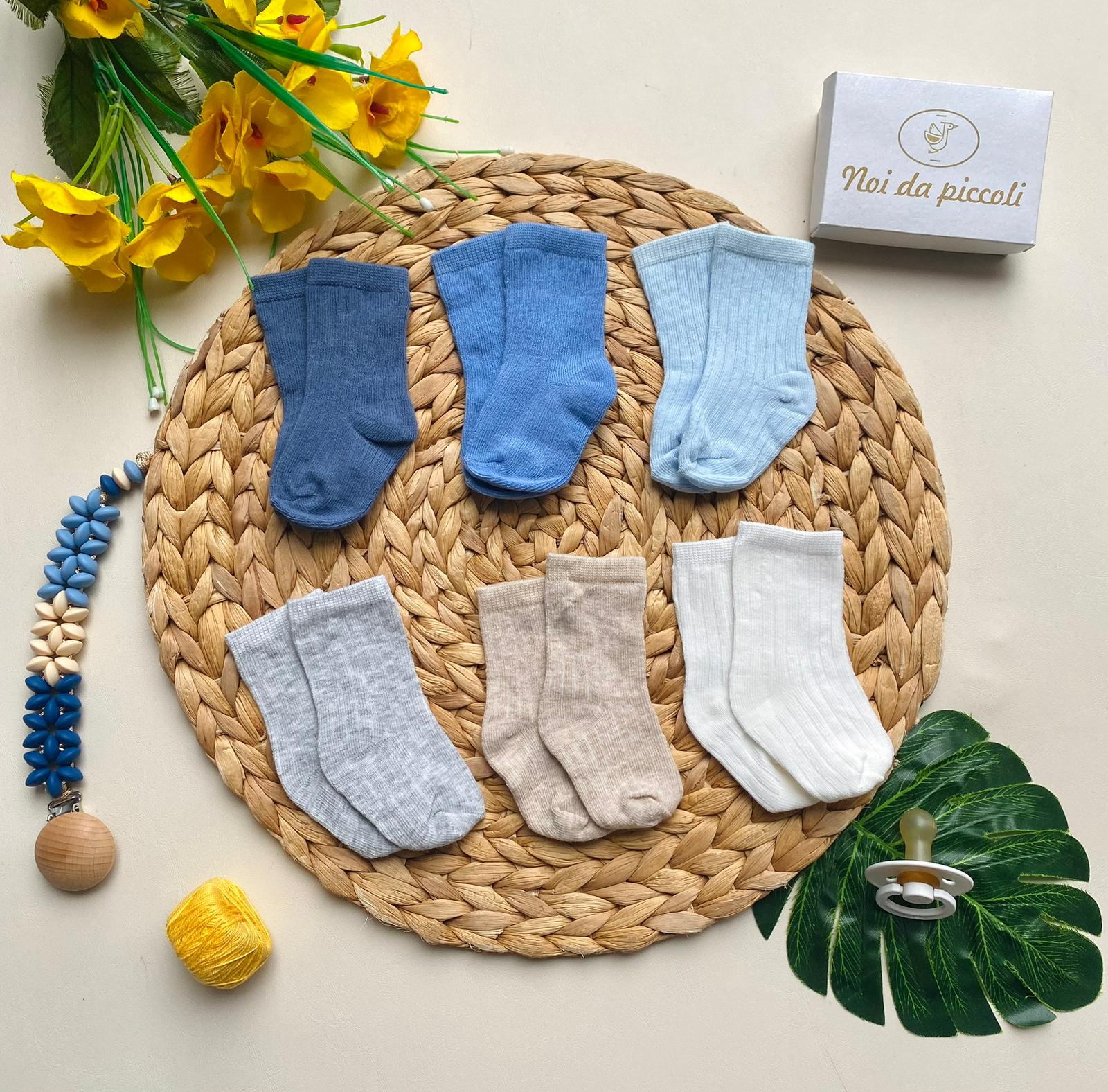 SET 6 PAIA DI CALZINI DI VARI COLORI FILATO CALDO AZULES - Noi da piccoli