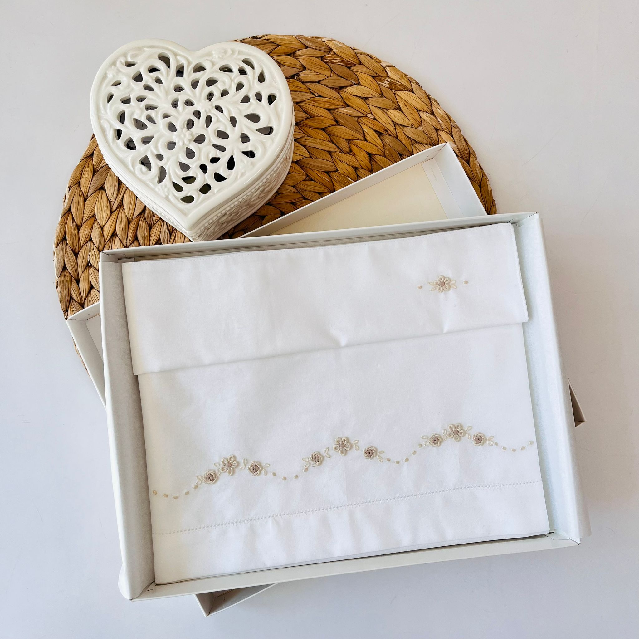 SET LENZUOLA FILO DI FIORI 100 % COTONE ECRU - Noi da piccoli