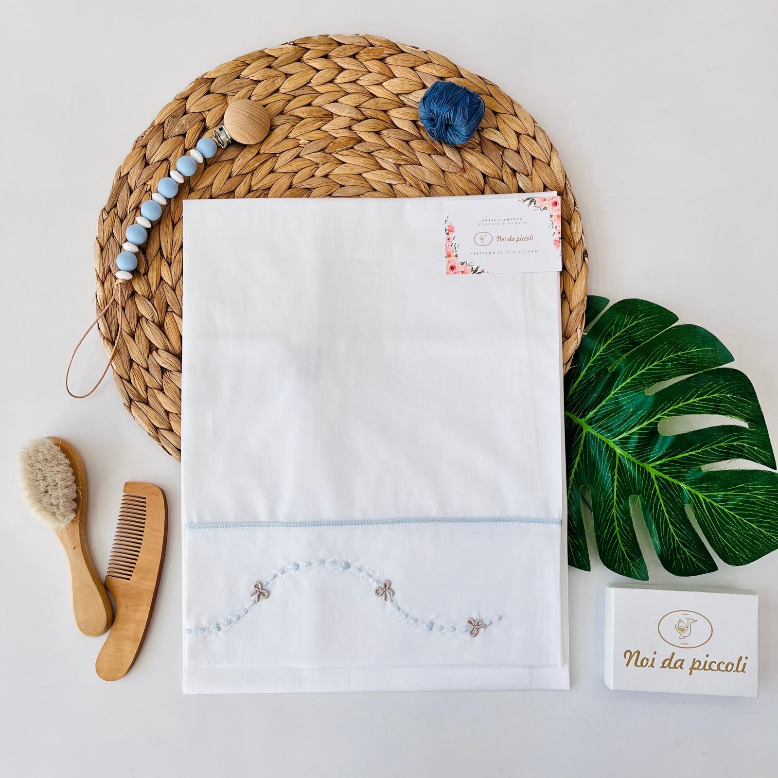 SET LENZUOLO 3 FIOCCHETTI POLVERE NOCE - Noi da piccoli