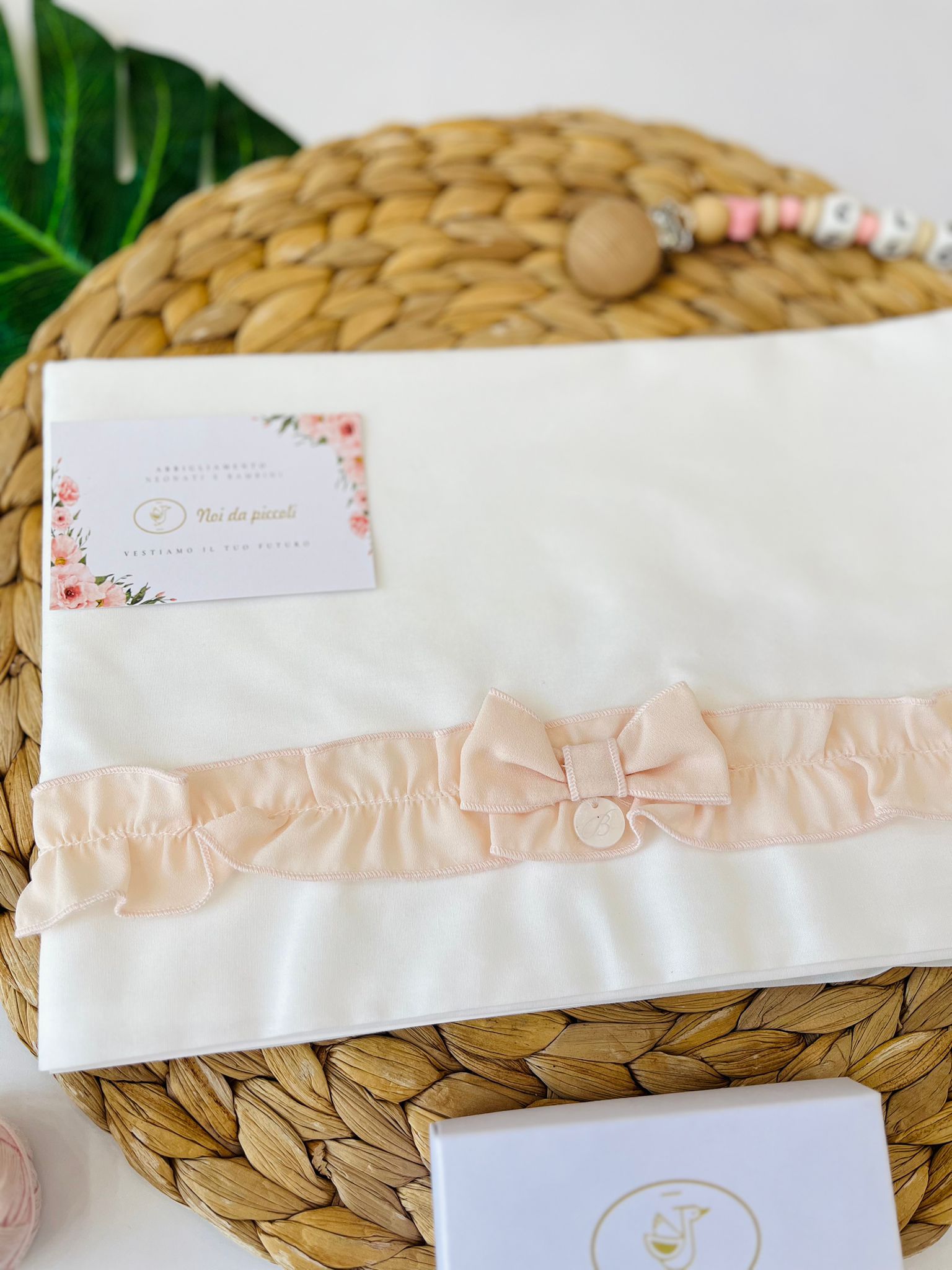 SET LENZUOLO BALZA ORGANZA 100 % COTONE PANNA E PESCA - Noi da piccoli