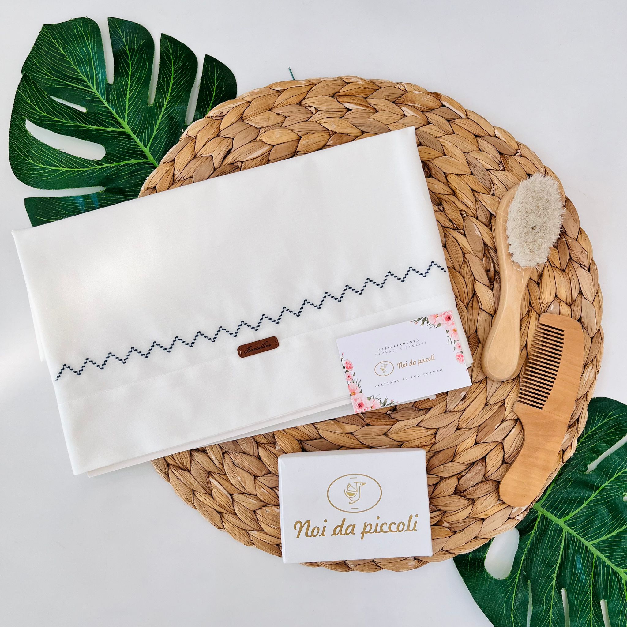 SET LEZNUOLINO ZIG - ZAG 100 % COTONE BIANCO - Noi da piccoli