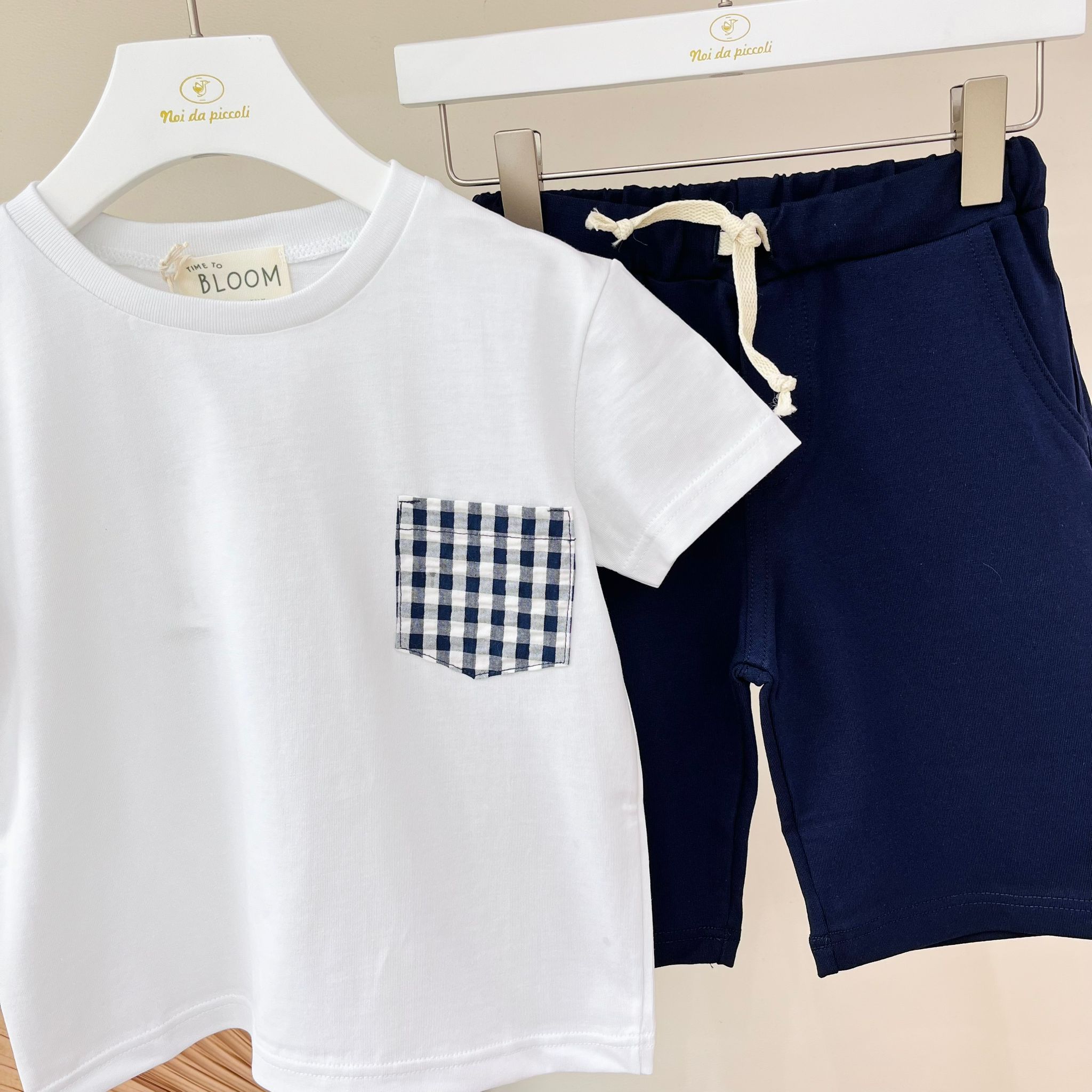 T - SHIRT CON BERMUDA BLU COTONE - Noi da piccoli