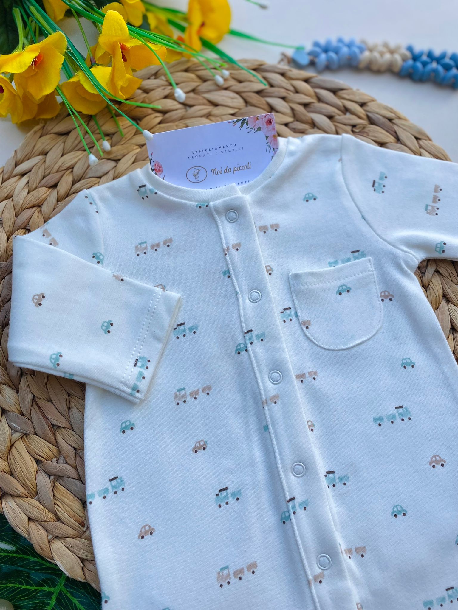 TUTINA ANTIPANICO CON MACCHININE FILATO CALDO BIANCO - Noi da piccoli