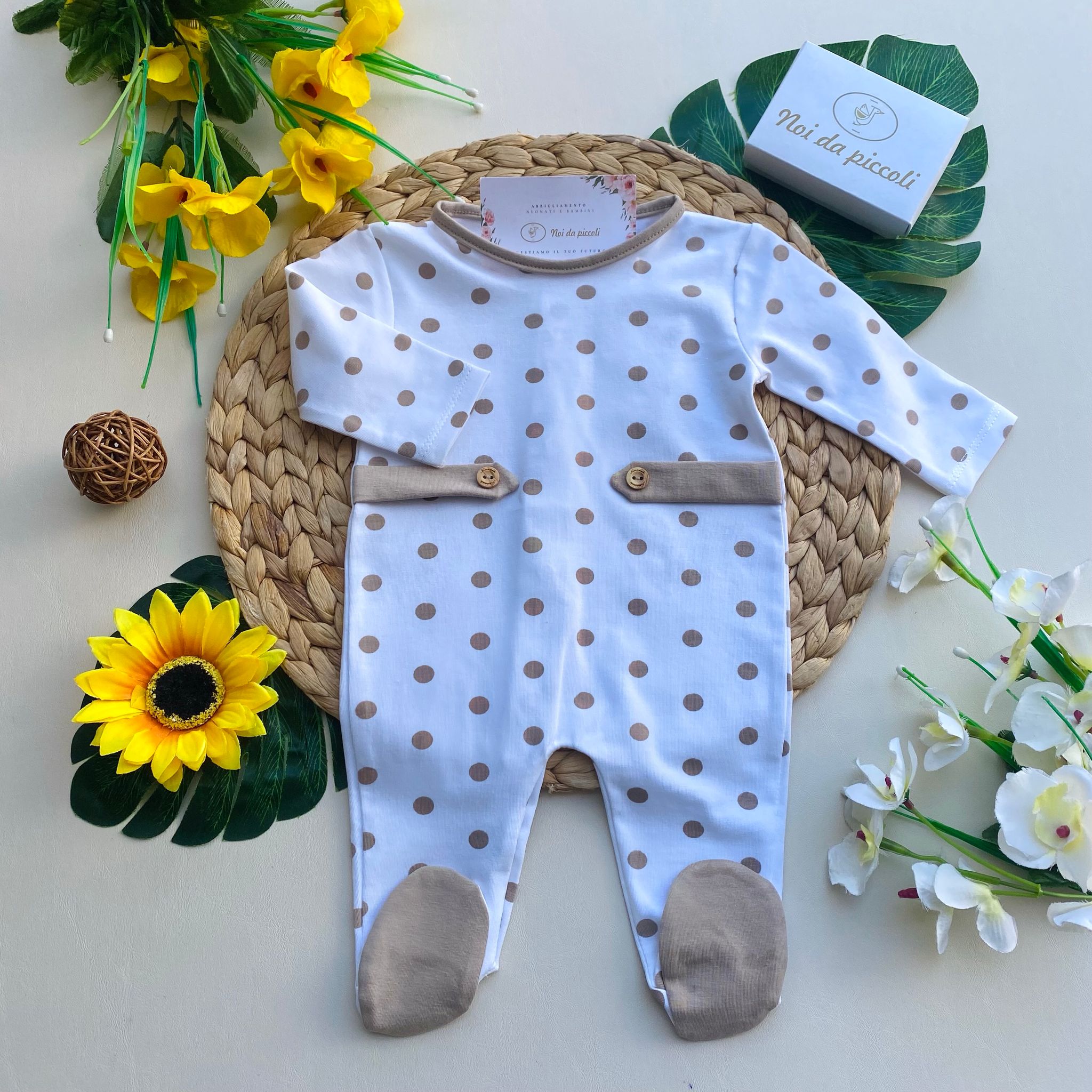 TUTINA BIANCA CON POIS E FASCE LATERALI BEIGE - Noi da piccoli