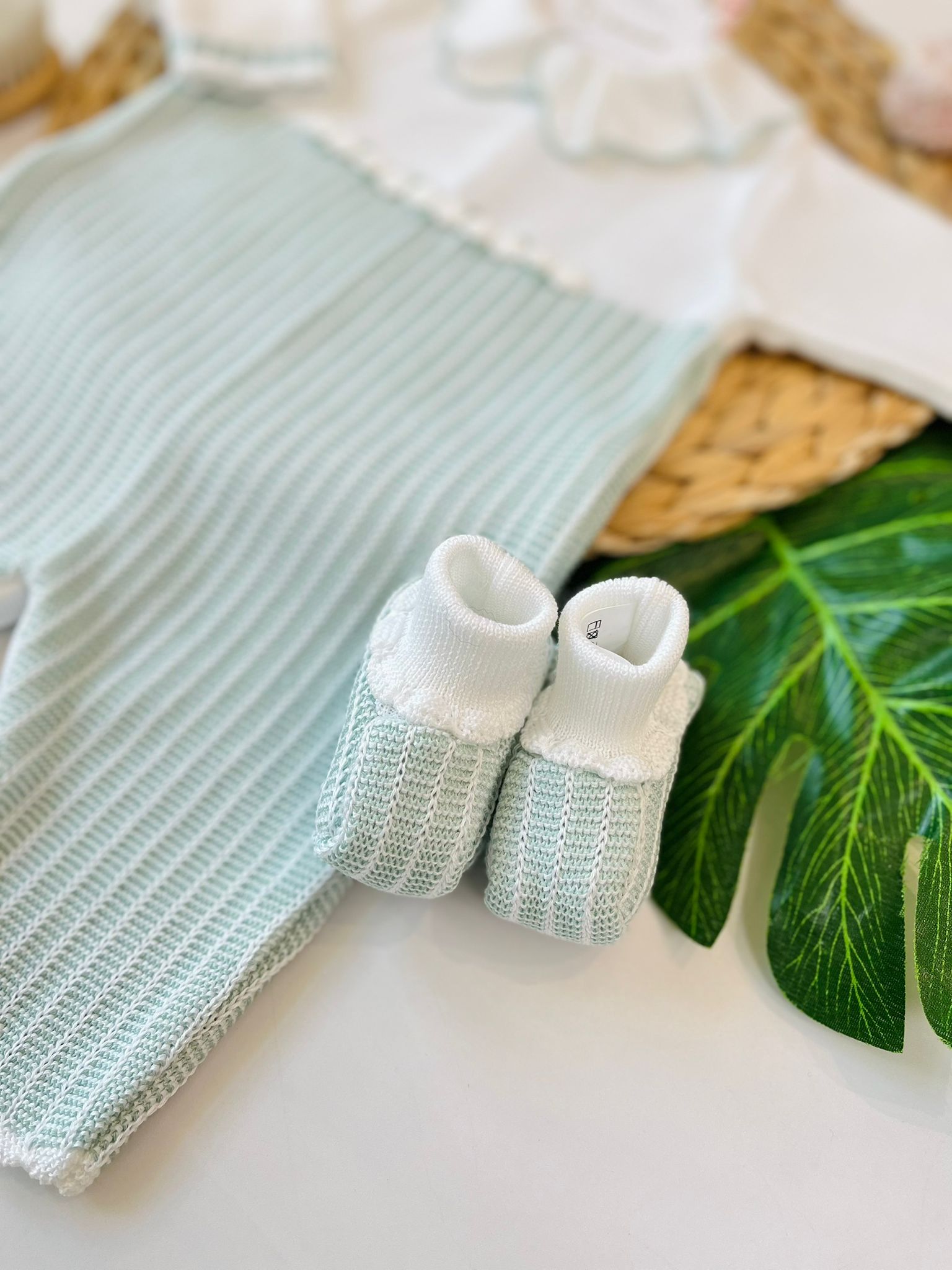 TUTINA CON BABBUCCE 100% FILO DI COTONE BIANCO SALVIA - Noi da piccoli