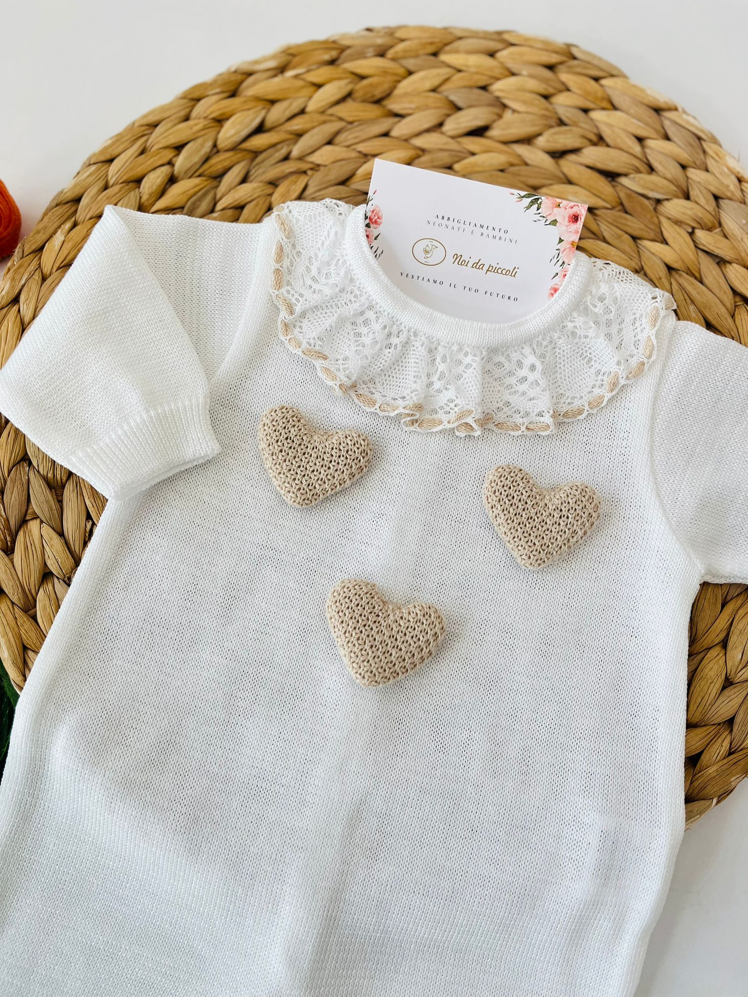 TUTINA CON PARURE 100% FILO DI COTONE BIANCO SABBIA - Noi da piccoli