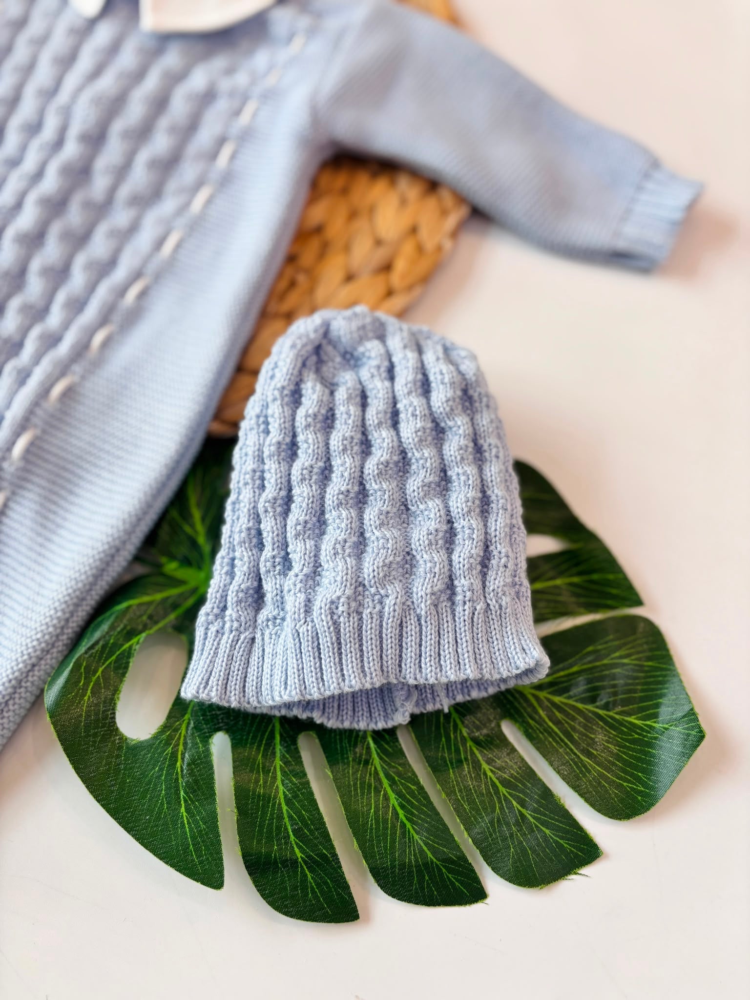 TUTINA CON PARURE 100% IN LANA MERINO EXTRAFINE CIELO - Noi da piccoli