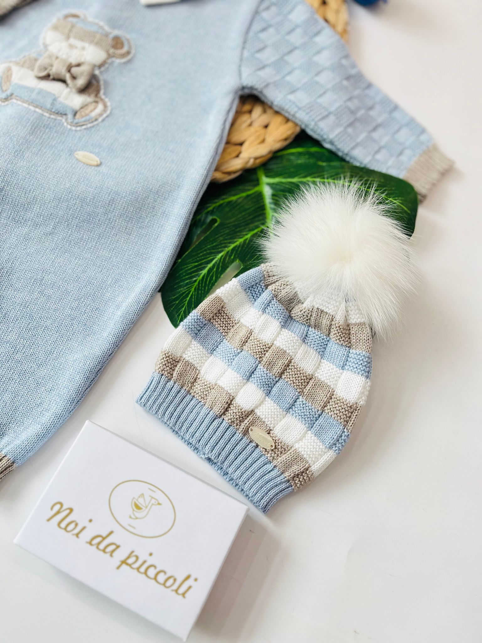 TUTINA CON PARURE 100% LANA MIX DI COLORI CIELO - Noi da piccoli