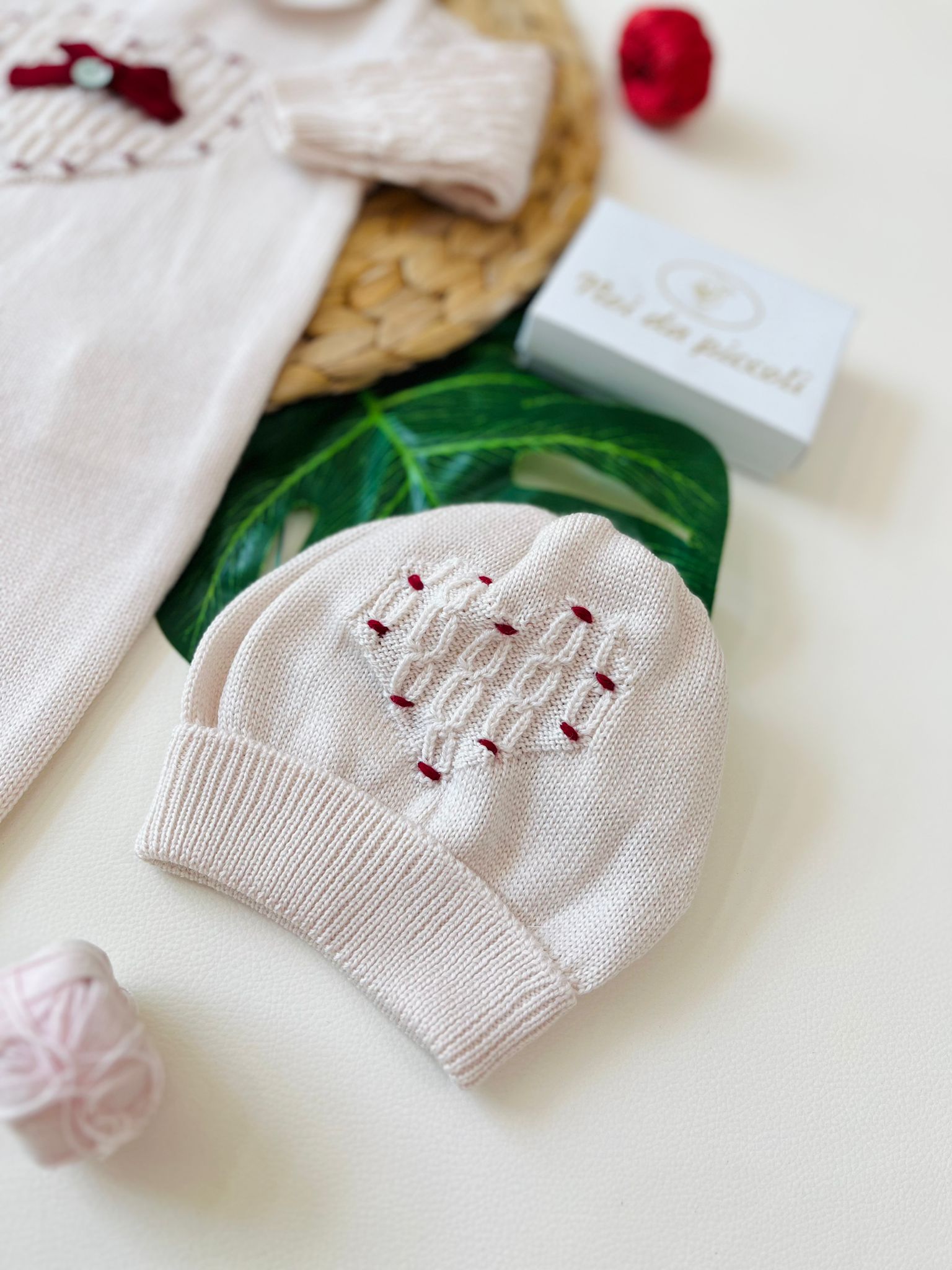 TUTINA CON PARURE 100% LANA NATURALBIO BORDEAUX - Noi da piccoli