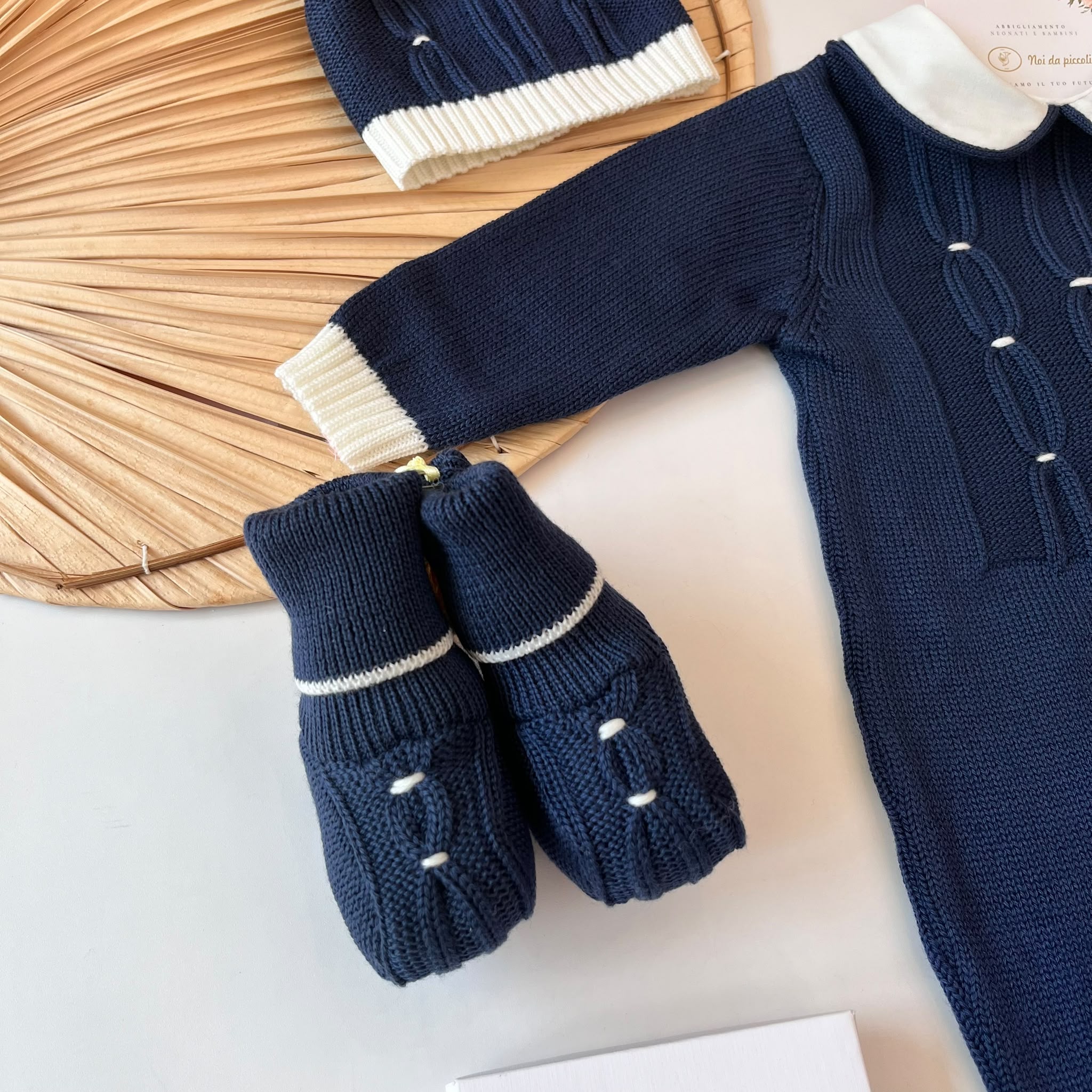 TUTINA CON PARURE 100% PURA LANA MERINO EXTRAFINE BLU - Noi da piccoli