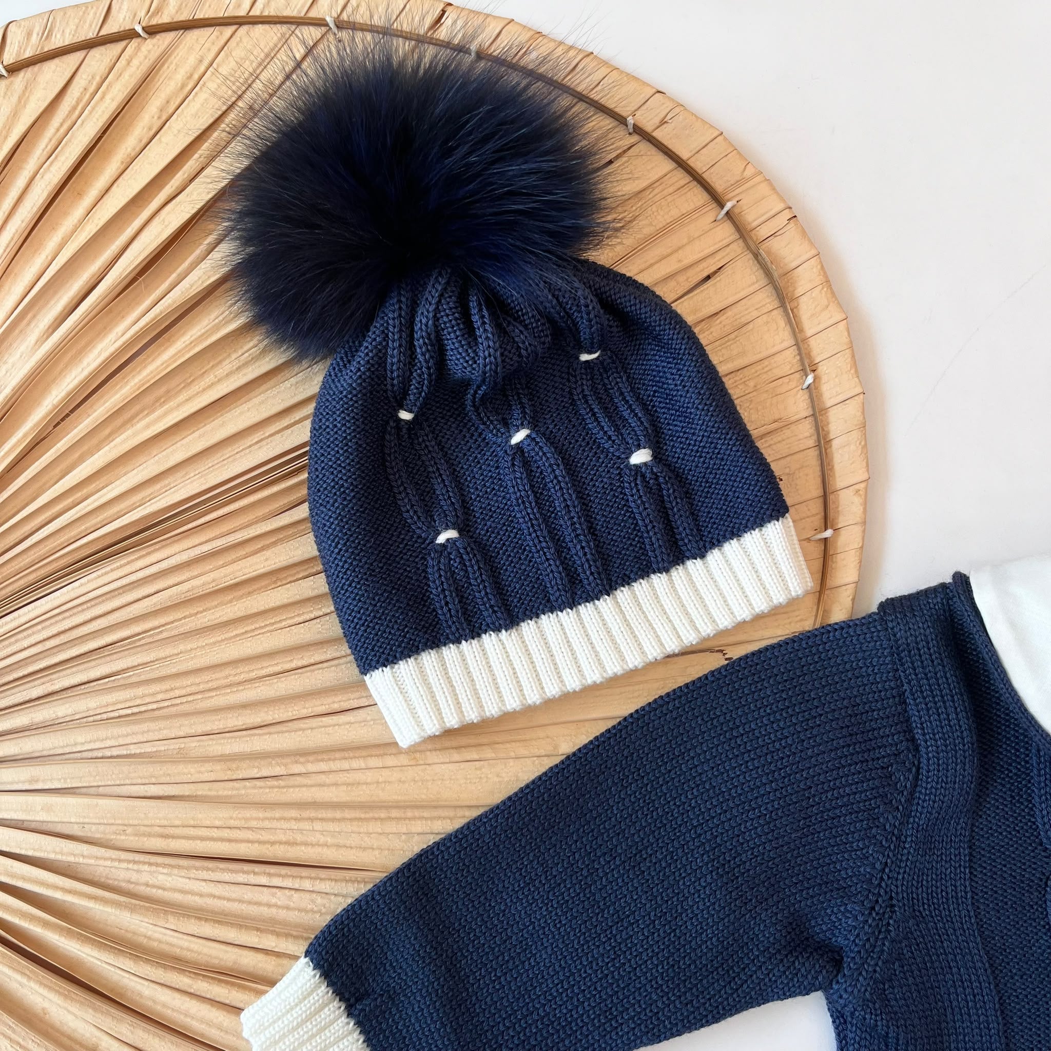 TUTINA CON PARURE 100% PURA LANA MERINO EXTRAFINE BLU - Noi da piccoli