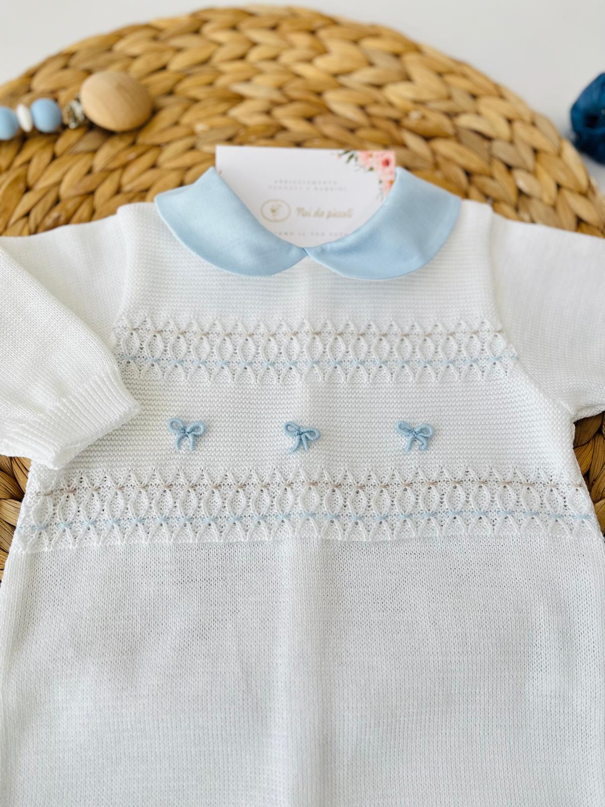 TUTINA CON PARURE 3 FIOCCHETTI 100% FILO DI COTONE POLVERE NOCE - Noi da piccoli