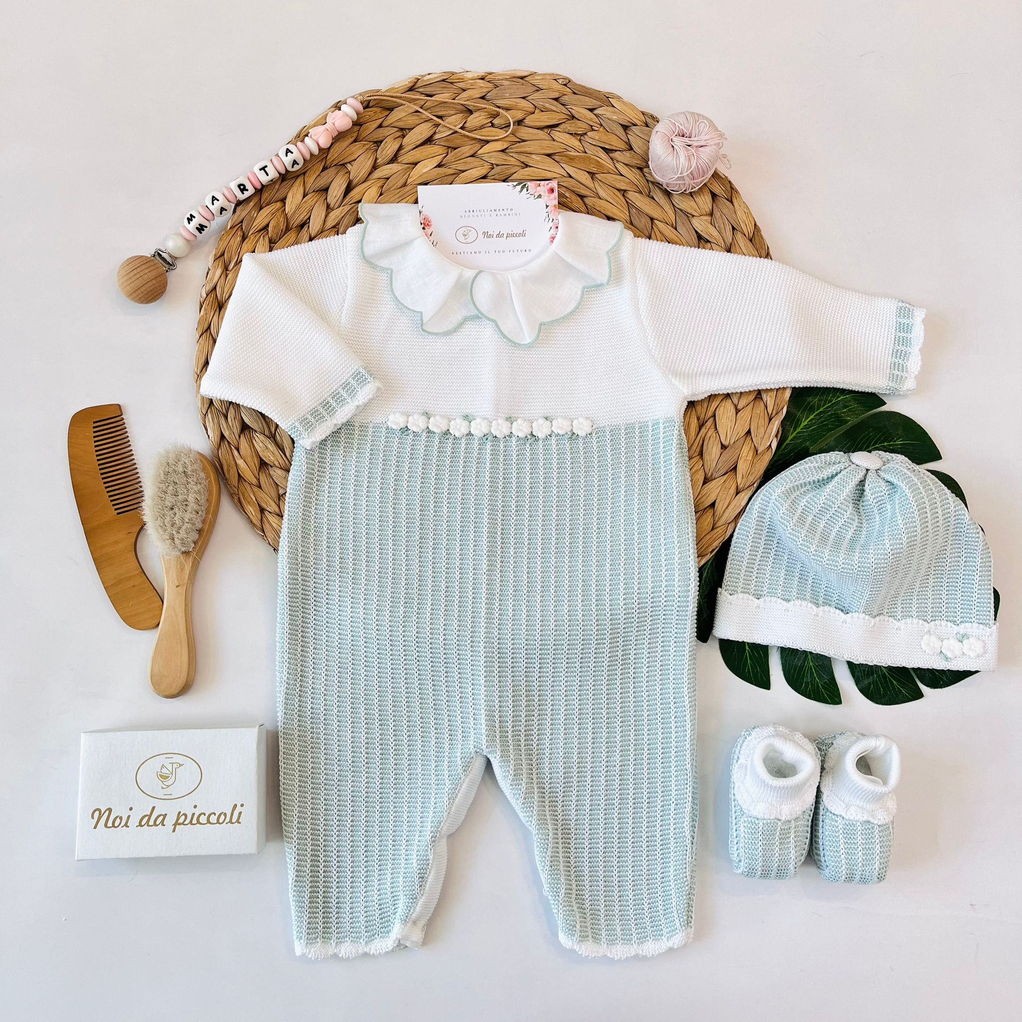 TUTINA CON SET PARURE 100% FILO DI COTONE BIANCO SALVIA - Noi da piccoli