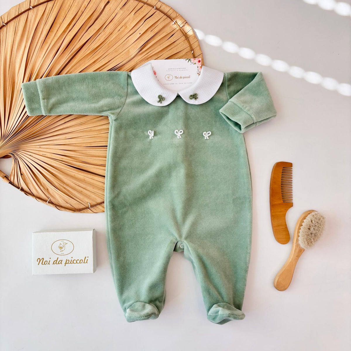 Tutina Fiocchettini in Ciniglia Salvia Bebe' Margo' - Noi da piccoli