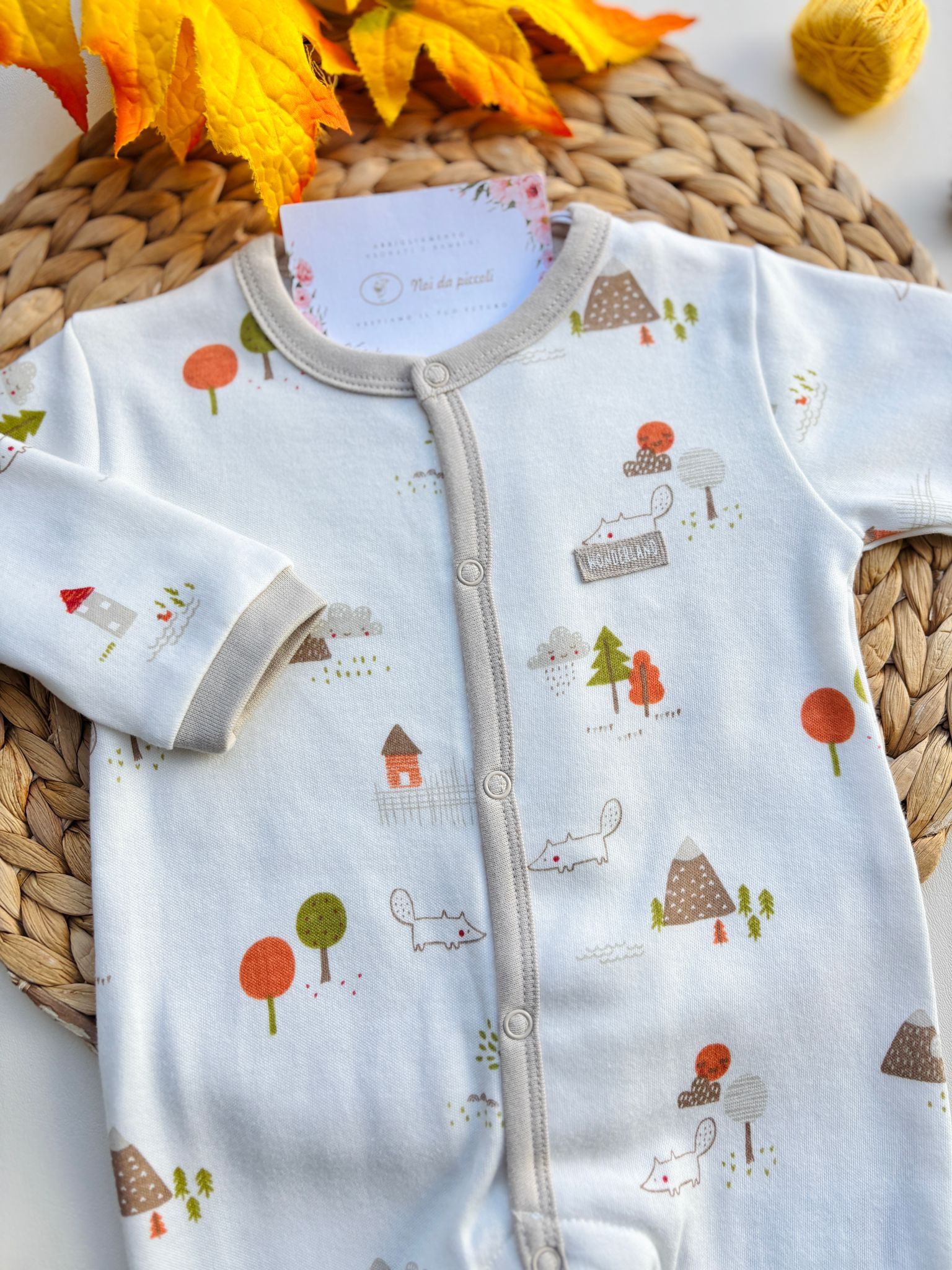 TUTINA IN CALDO COTONE ANTIPANICO CON DISEGNINI BIANCO BEIGE - Noi da piccoli