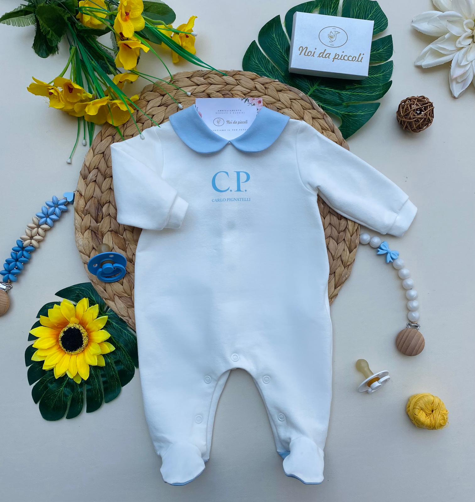 TUTINA IN CALDO COTONE BIANCO CON COLLLETTO E LOGO CENTRALE CIELO - Noi da piccoli