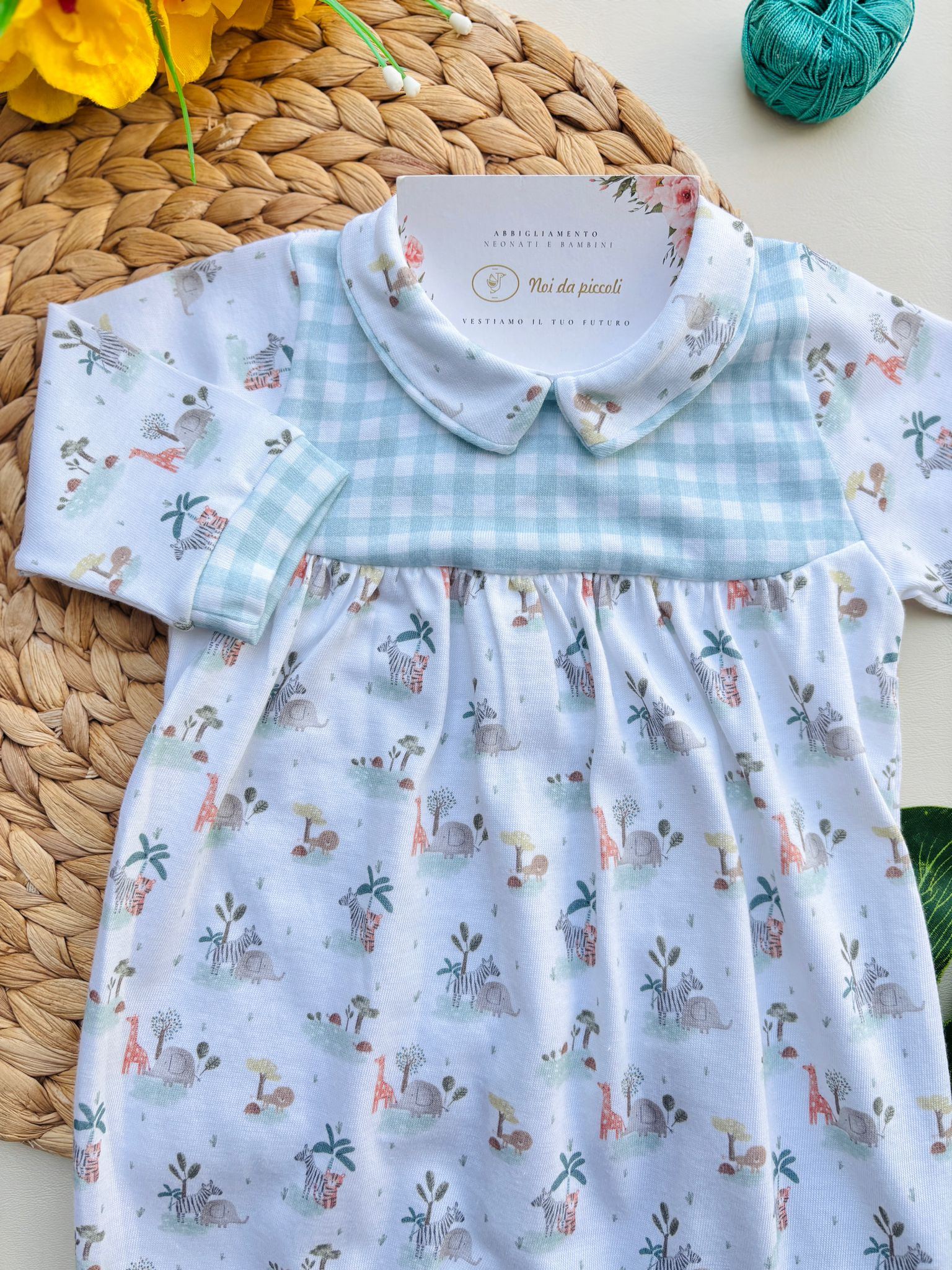 TUTINA IN COTONE A QUADRONI E ANIMALI SAVANA BIANCO VERDE - Noi da piccoli