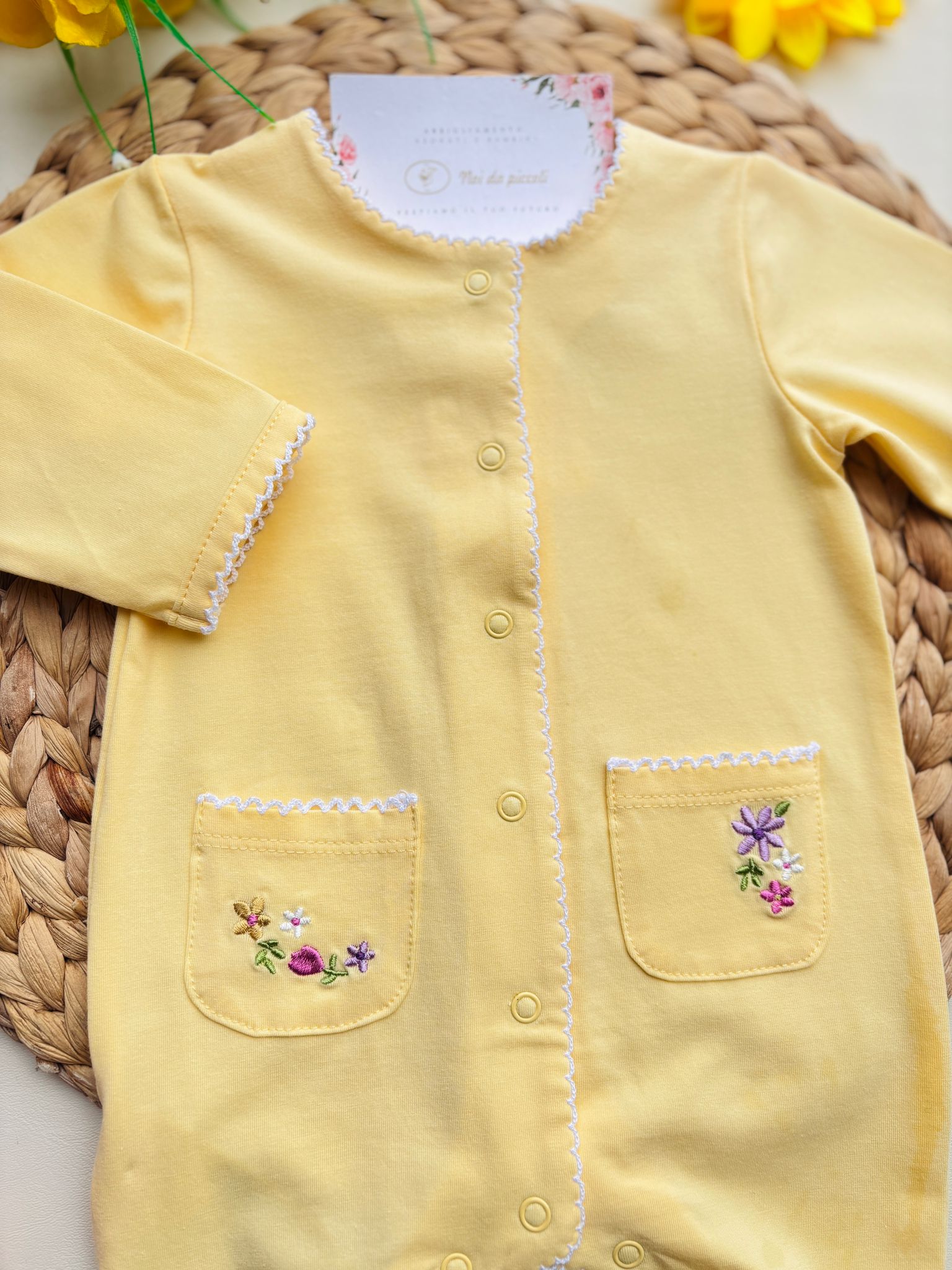 TUTINA IN COTONE ANTIPANICO CON FIORELLINI SULLE TASCHINE SUNNY - Noi da piccoli