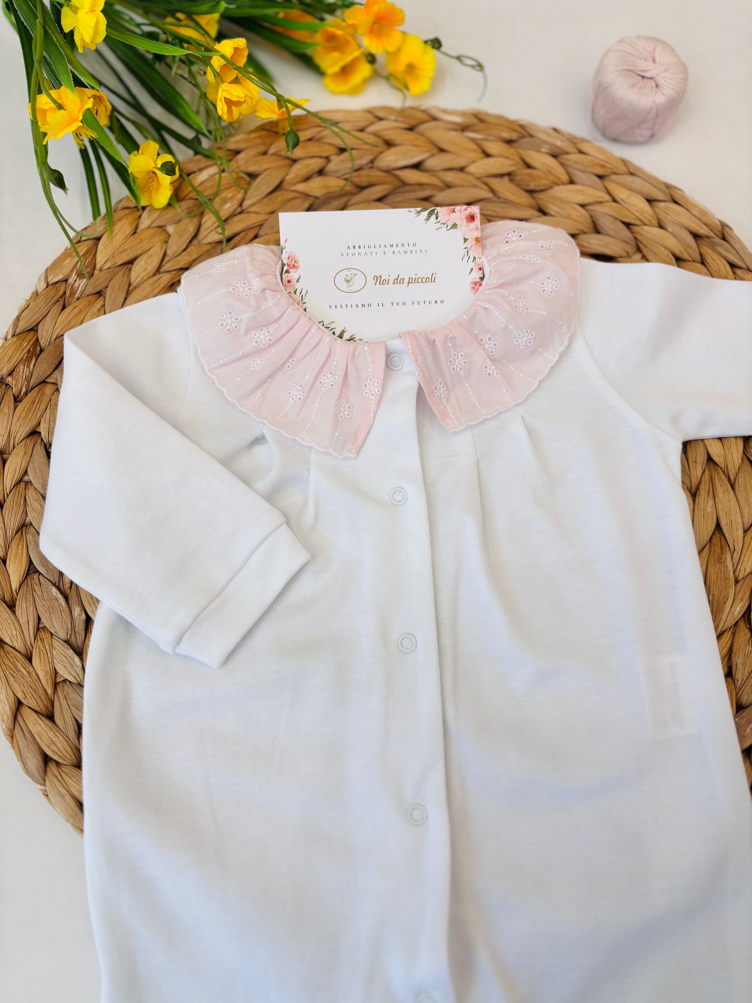 TUTINA IN COTONE CON COLLETTO A FIORELLINI BIANCO ROSA - Noi da piccoli