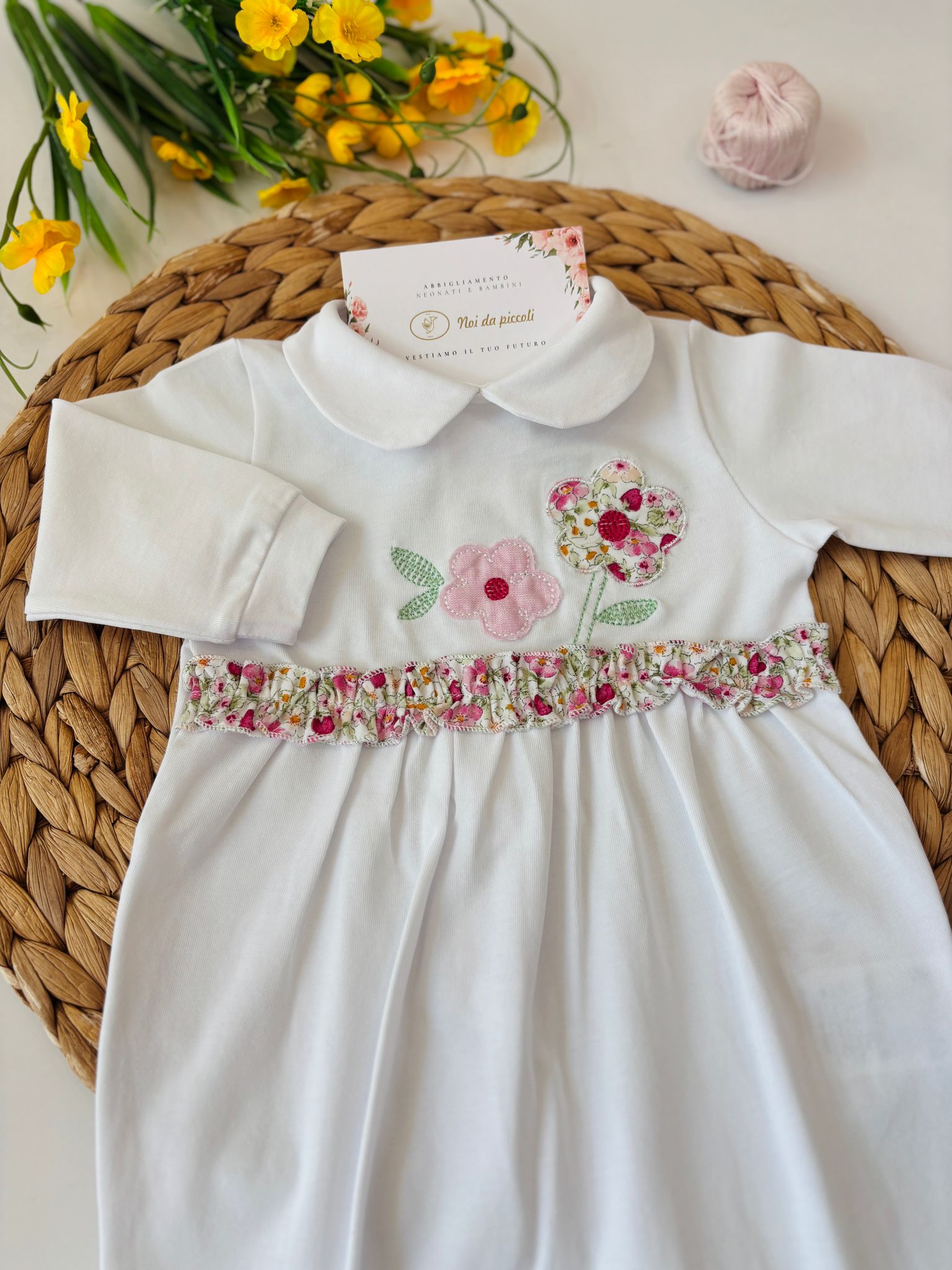 TUTINA IN COTONE CON FIORELLINI BIANCO ROSA - Noi da piccoli