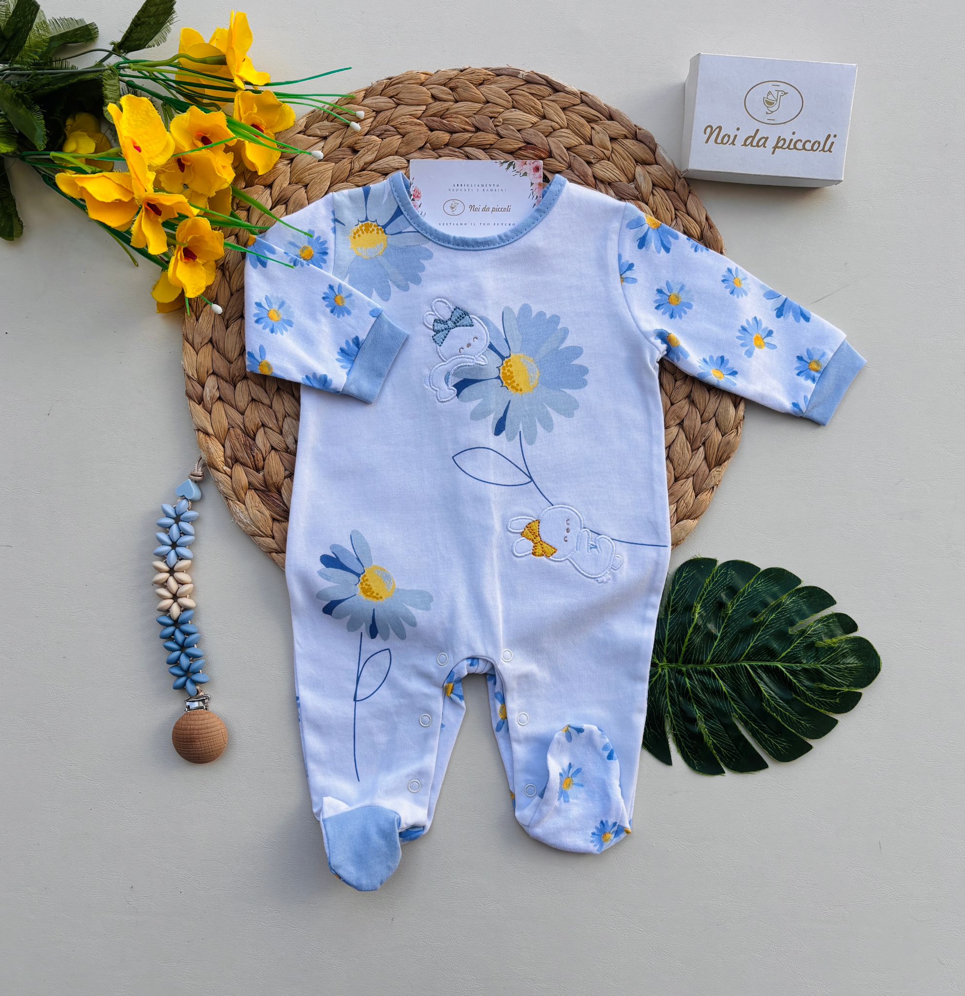 TUTINA IN COTONE CON FIORELLINI E ORSETTI BIANCO CIELO - Noi da piccoli