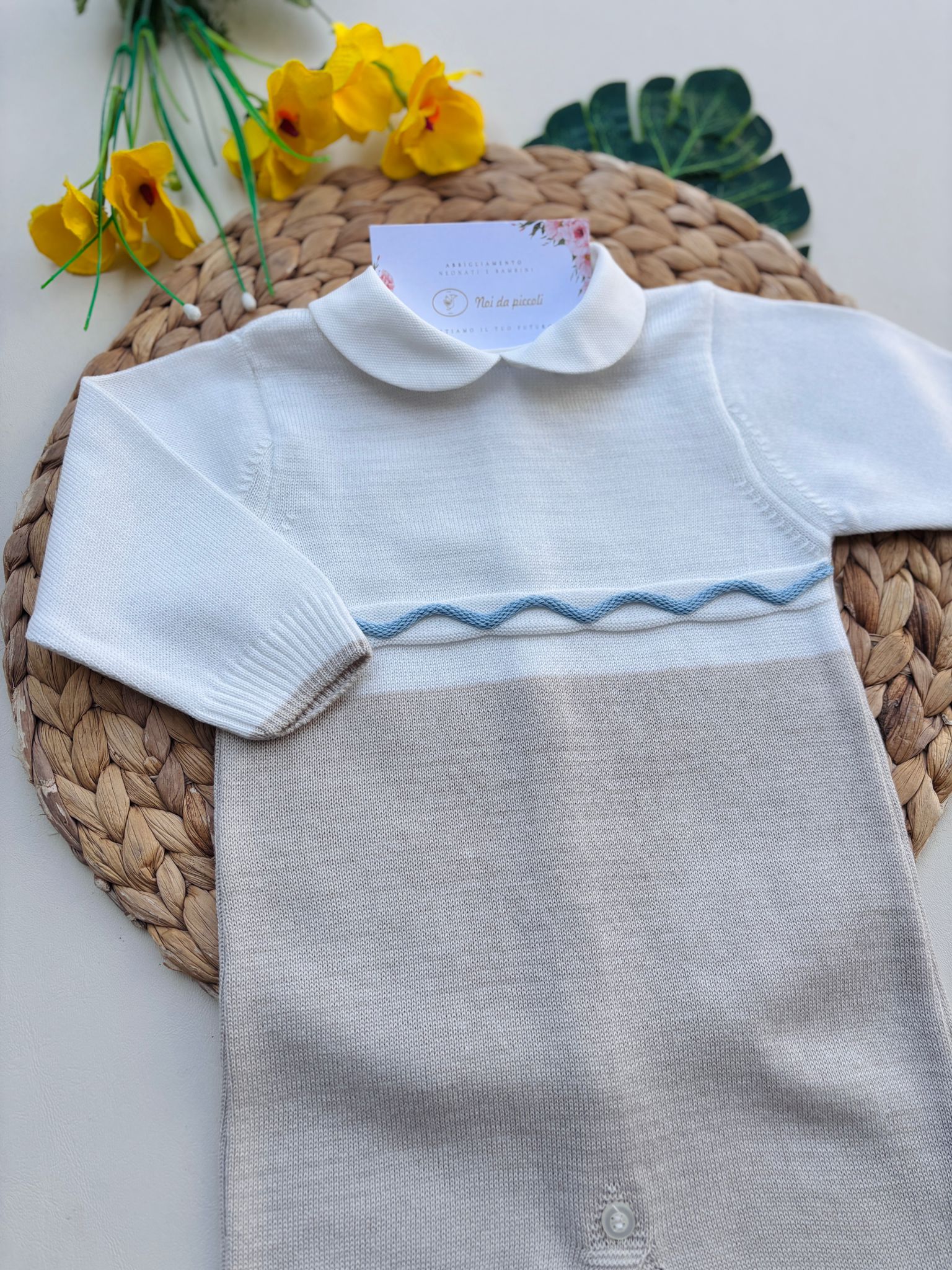 TUTINA IN FILO BEIGE E BIANCO - Noi da piccoli