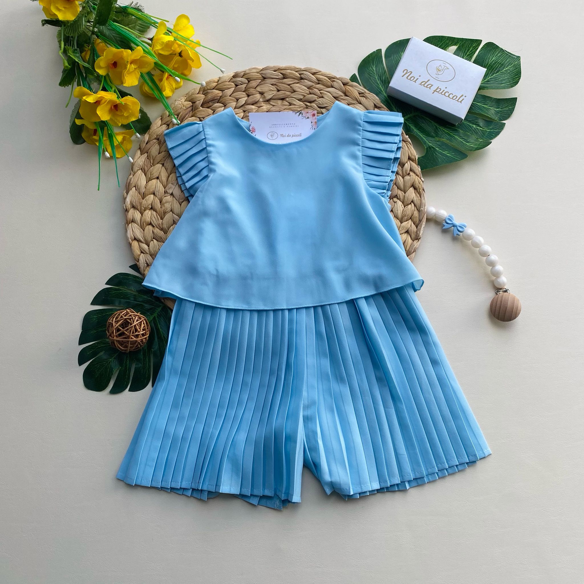 vestina in colorazione cielo - Noi da piccoli