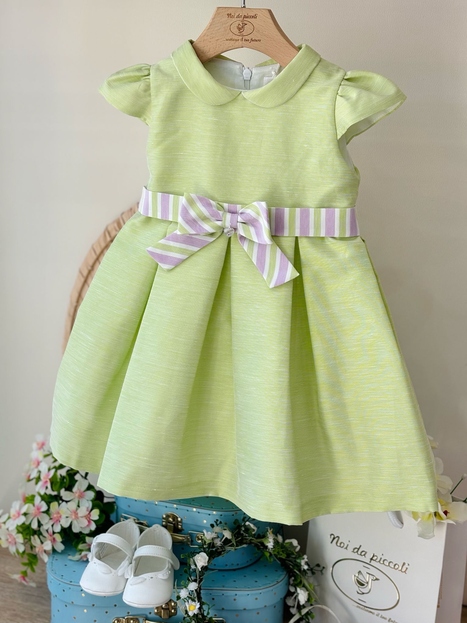 vestina in colorazione verde con fascia centrale rigata - Noi da piccoli