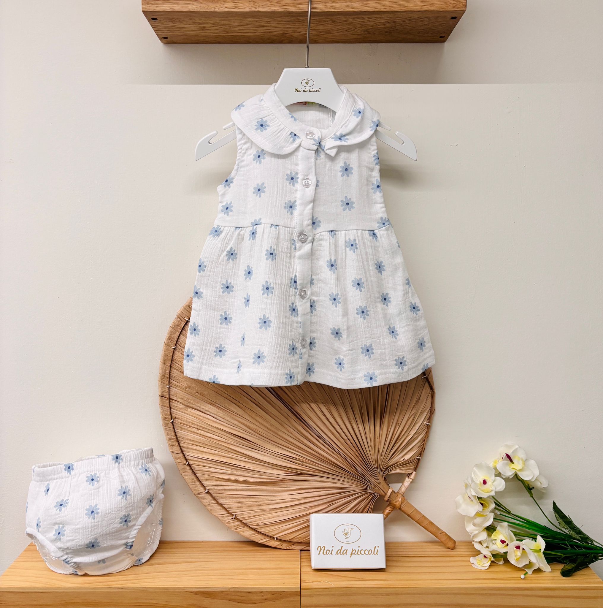 VESTINA IN COTONE CON FIORELLINI BIANCO - Noi da piccoli