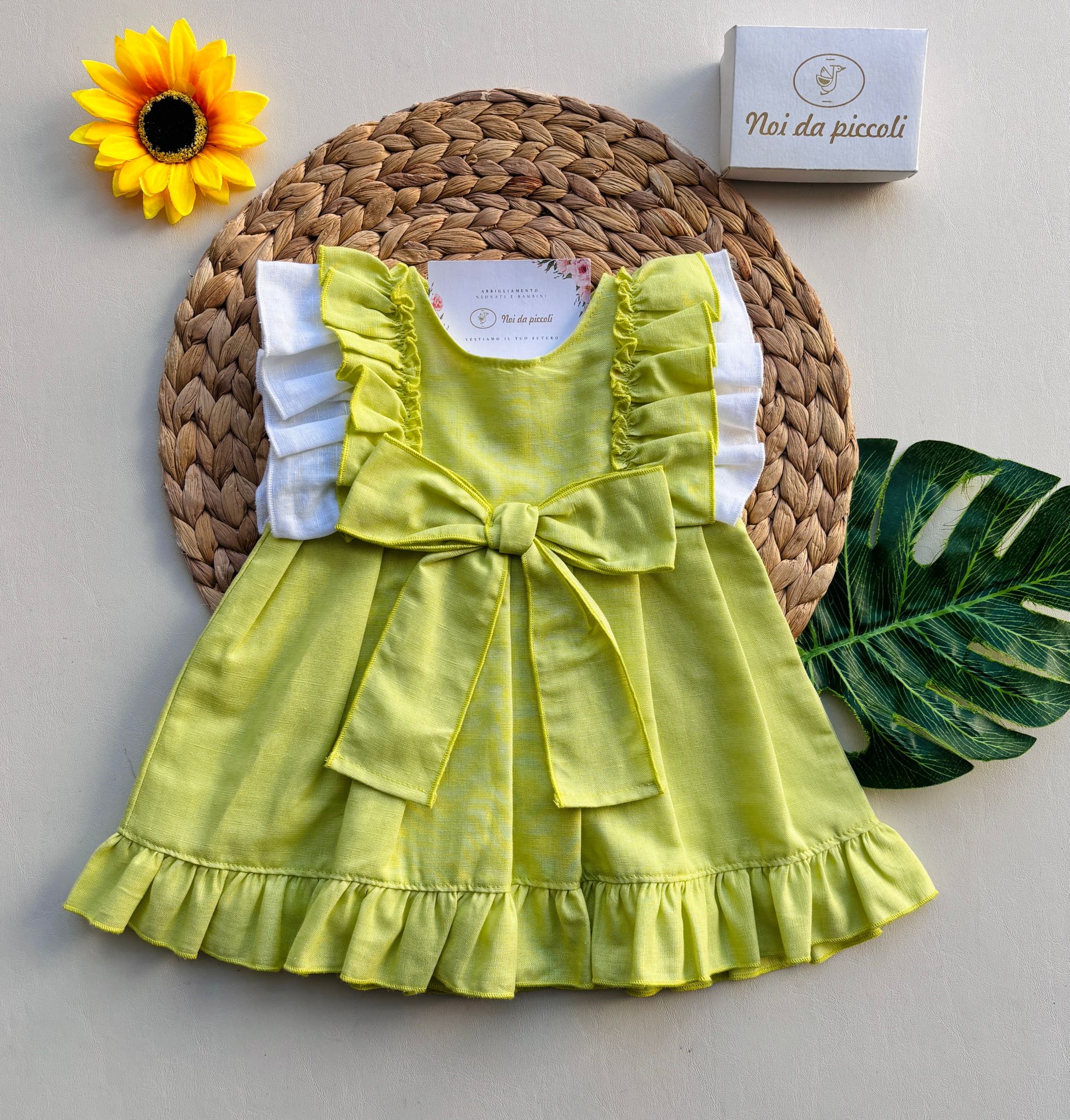 VESTINA IN COTONE E LINO CON MANICHE A RICCIO E FIOCCHETTINO CENTRALE BIANCO E LIMA - Noi da piccoli