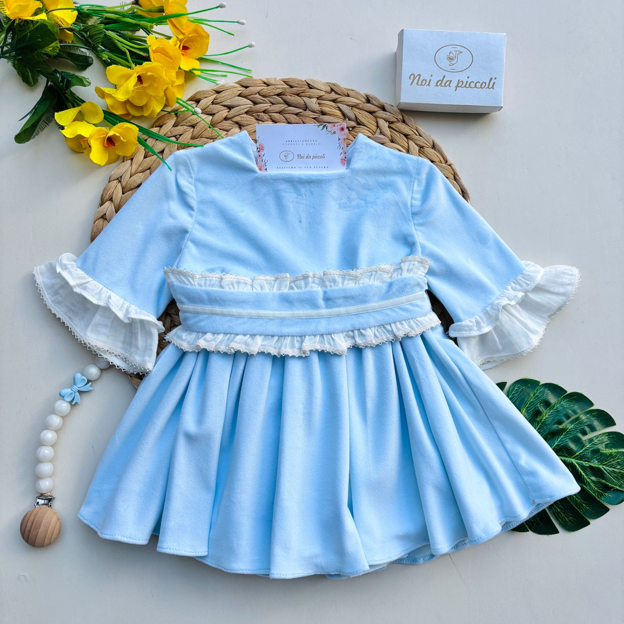 VESTINA IN VELLUTO CON FIOCCO CELESTE - Noi da piccoli