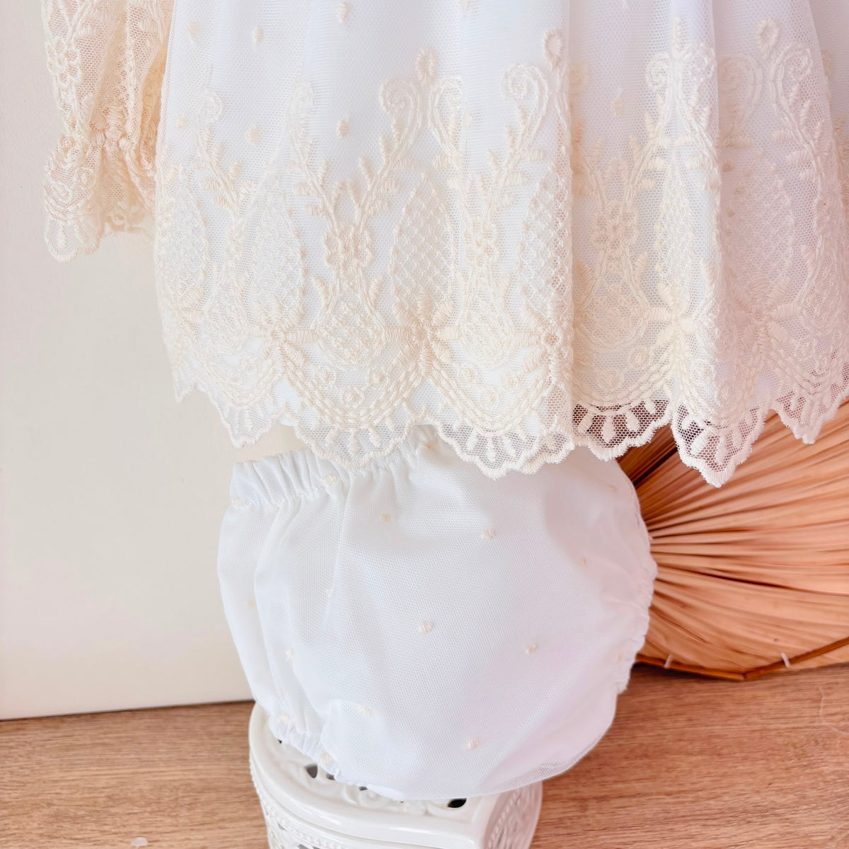 Ivory Retro Lace Ceremony Dress Cua-Cuak - Noi da piccoli