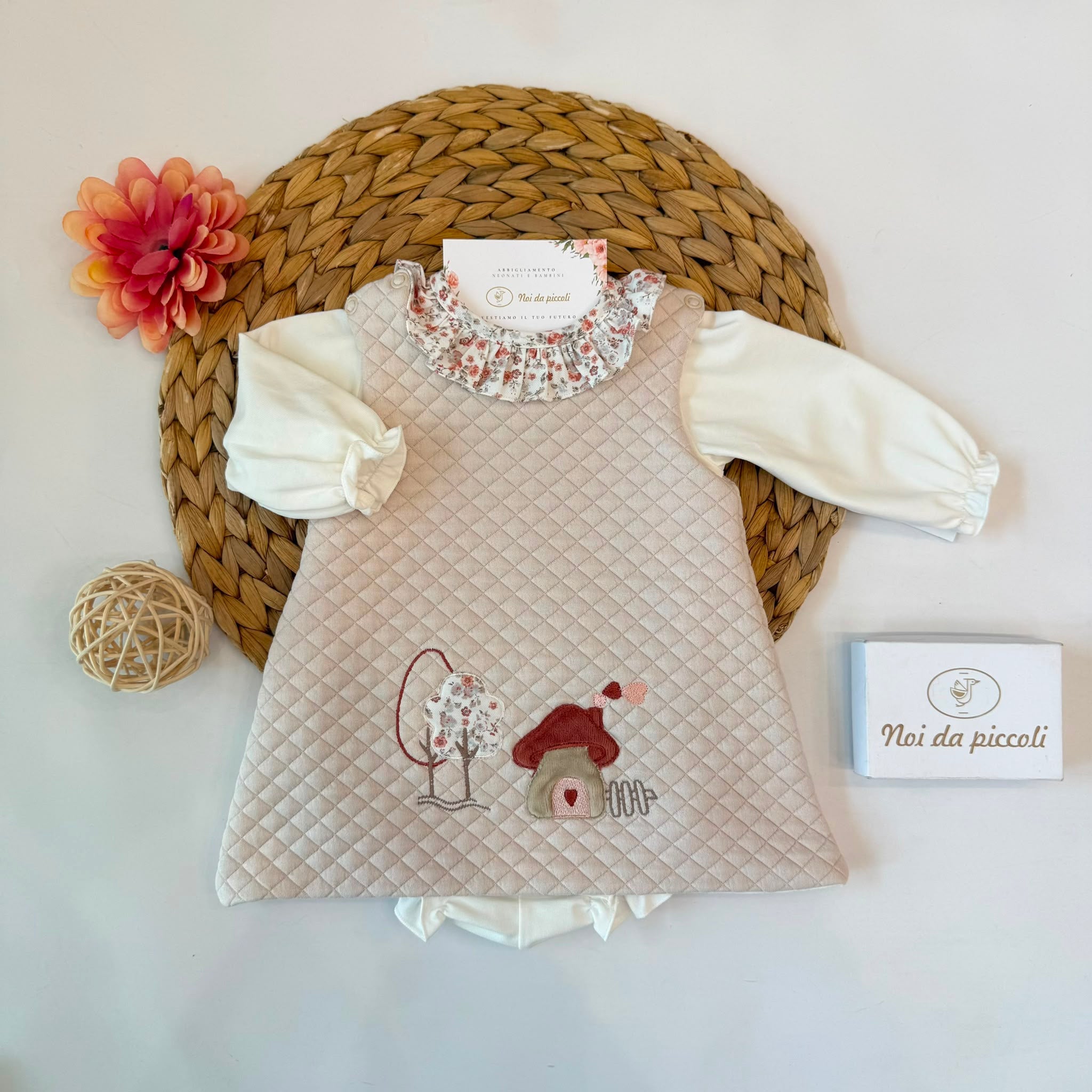 VESTITO COTONE CALDO BEIGE CON FUNGHETTO E ALBERELLO - Noi da piccoli