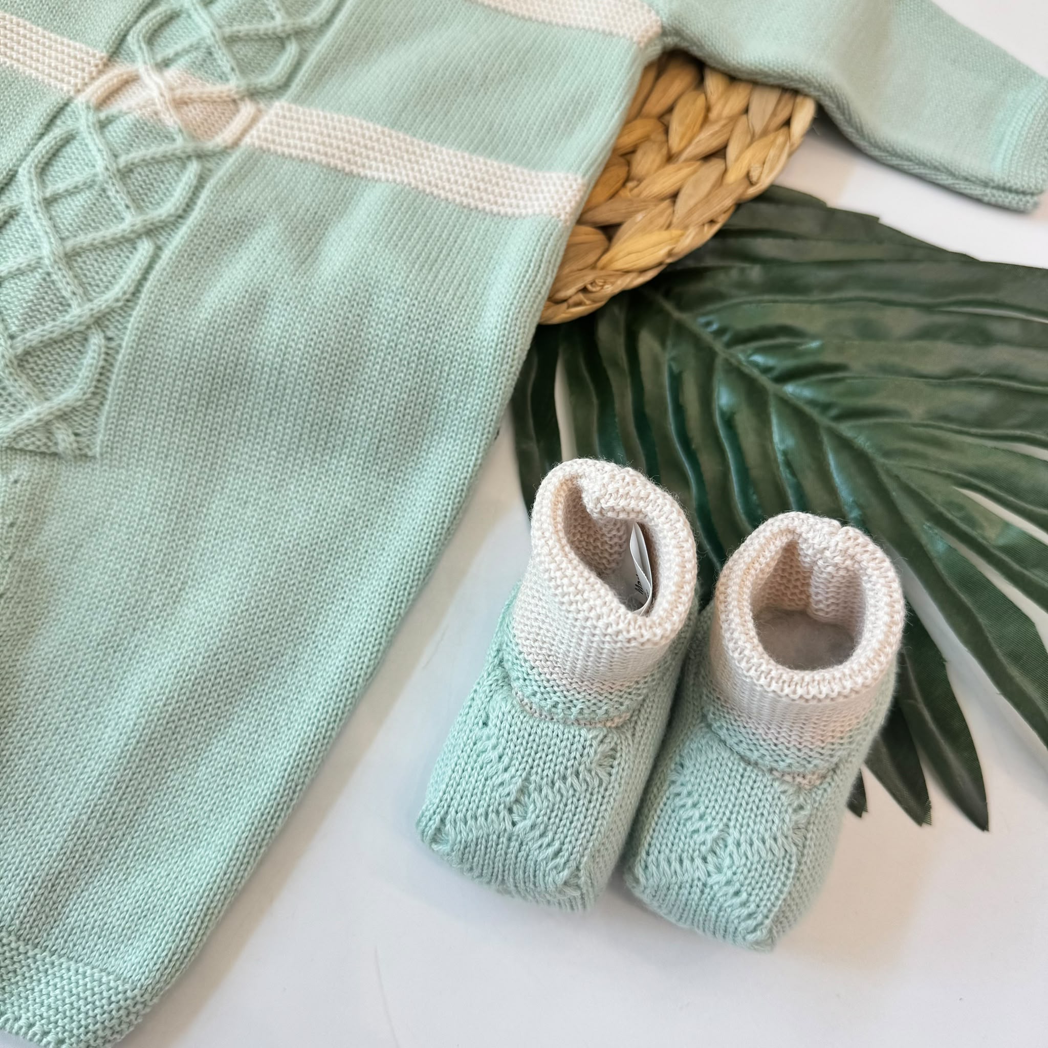 TUTINA CON PARURE 100% LANA VERDE