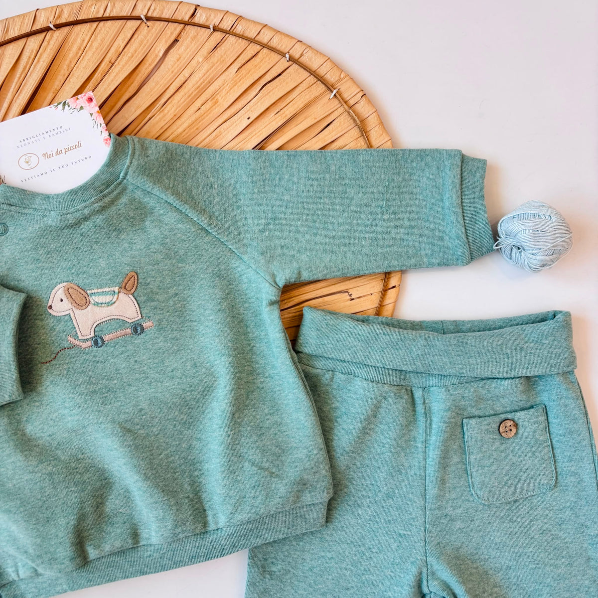 COMPLETO IN COTONE CALDO VERDE ACQUA CON CAVALLUCCIO