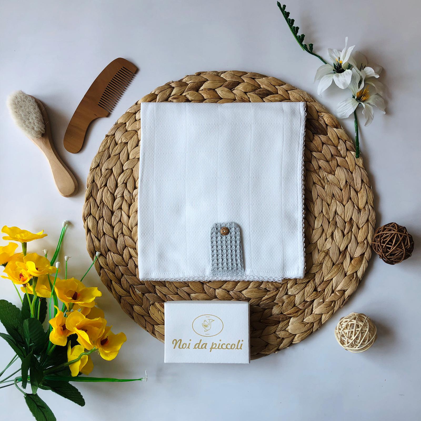 QUADRATO IN COTONE GREY BABYGI Noi da piccoli - Abbigliamento Neonato