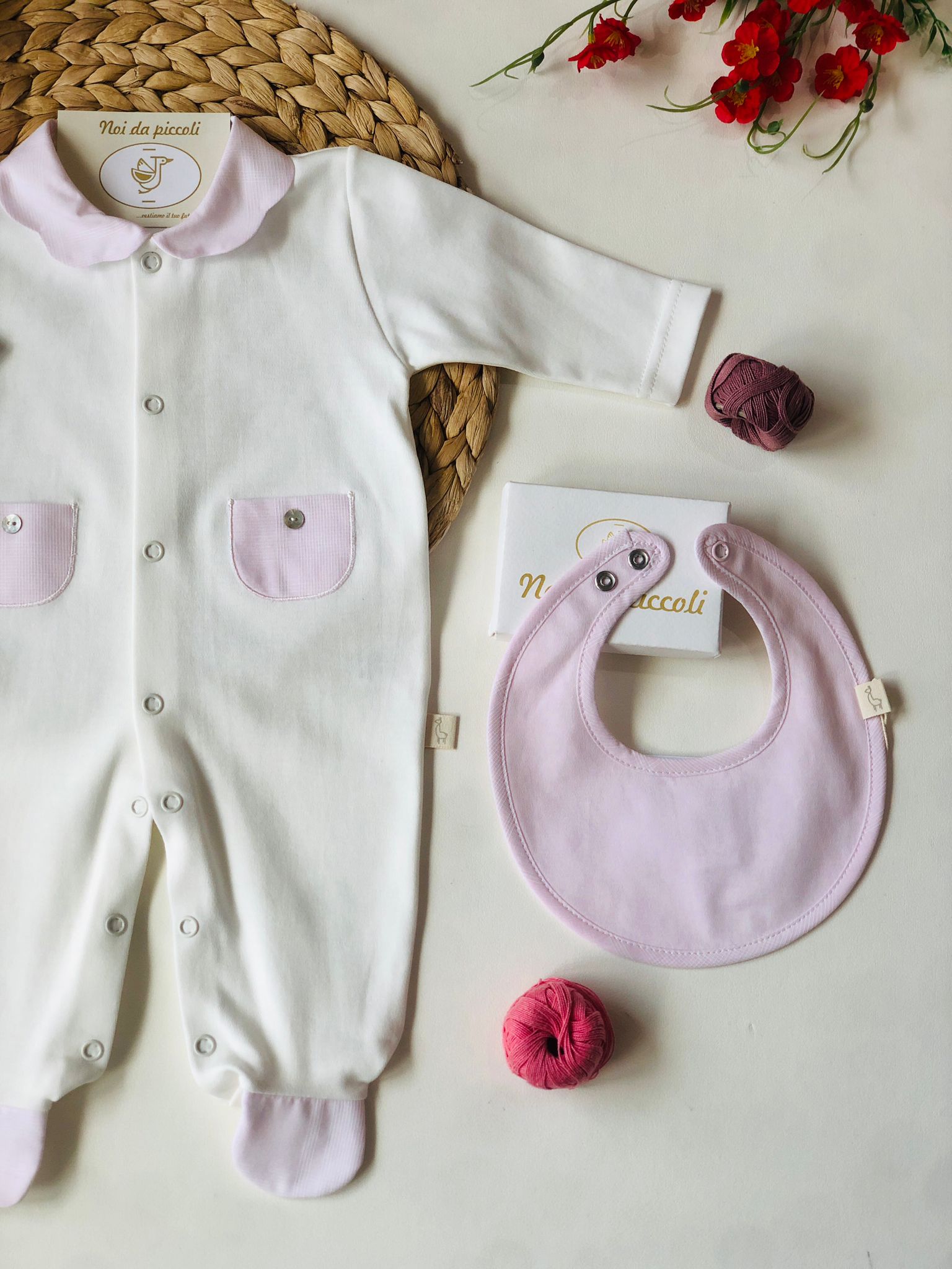 COMBINAISON EN COTON ROSE ET BLANC