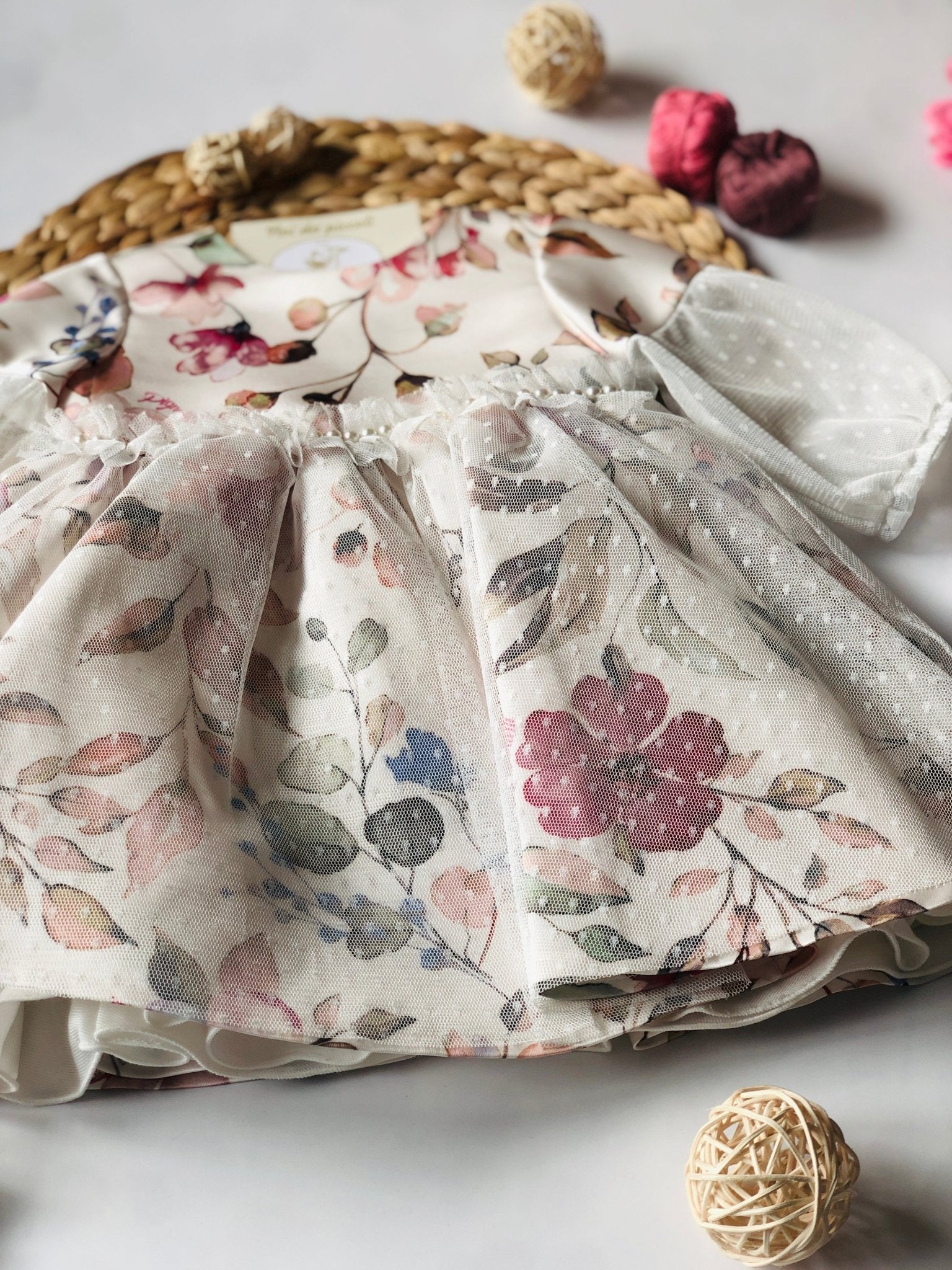 ABITINO BIANCO FLOREALE CARLO PIGNATELLI - Noi da piccoli