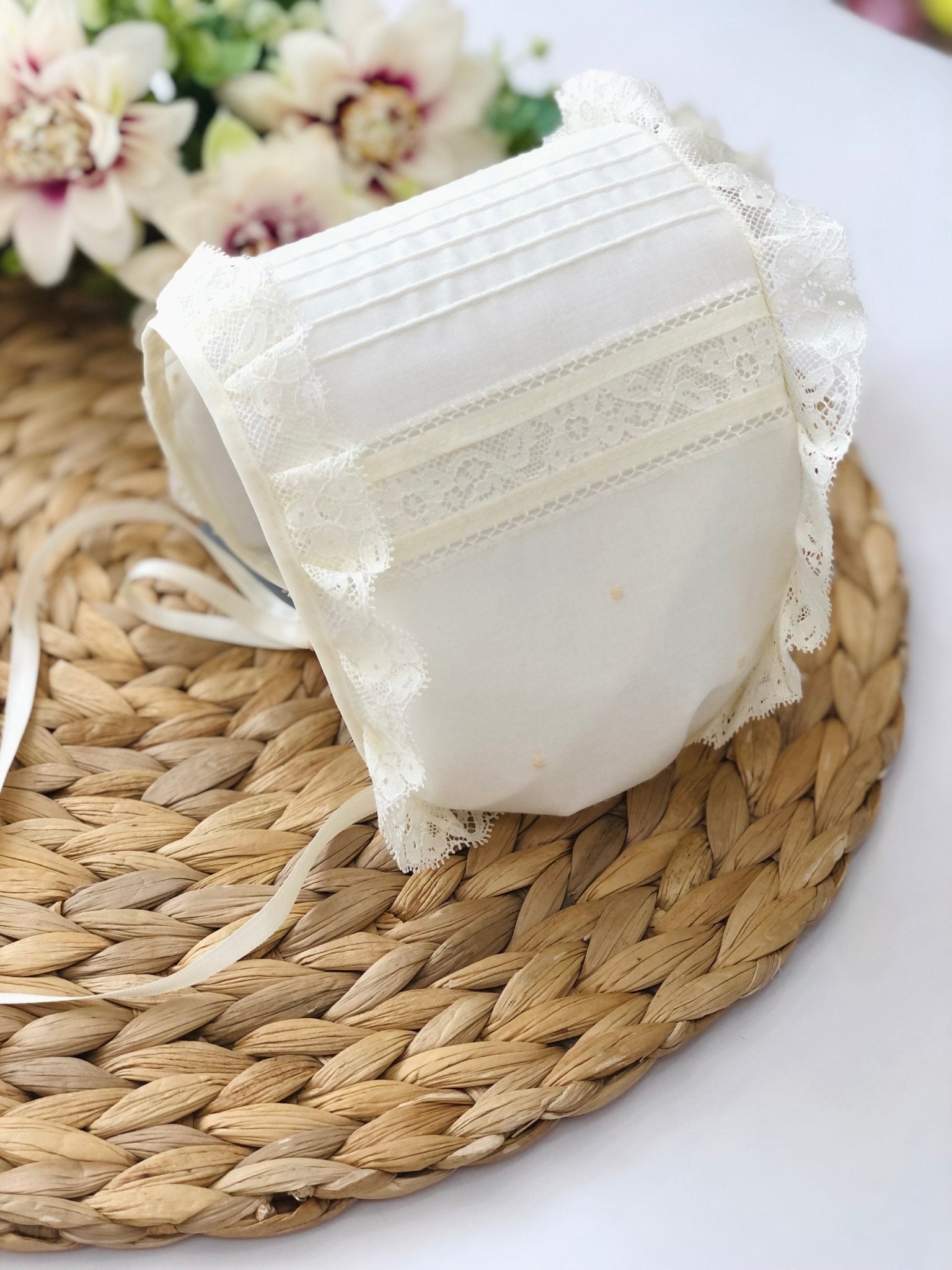 ABITINO CERIMONIALE AVORIO POIS E FIORI SISSI - Noi da piccoli