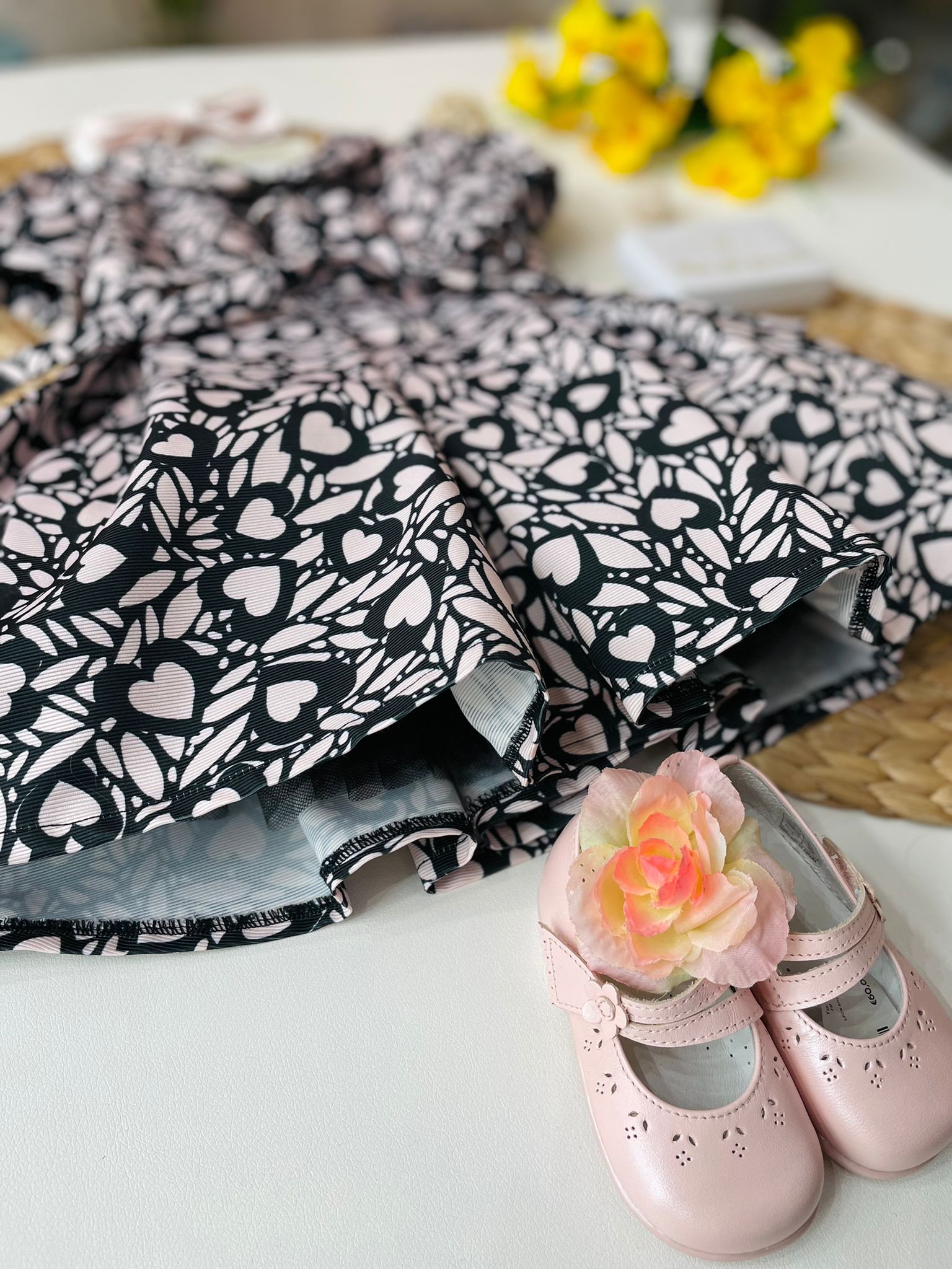 ABITINO HEART BLACK AND ROSE