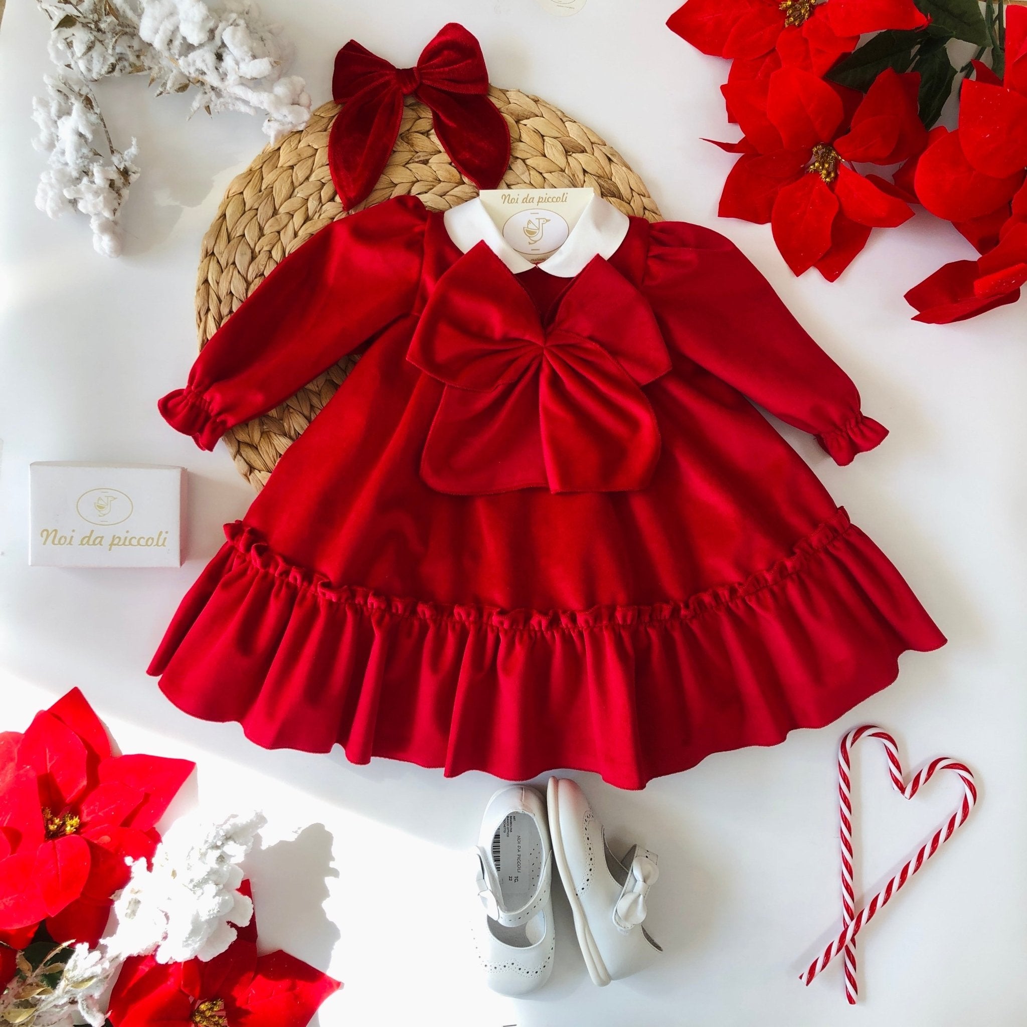 ABITINO ROSSO VELVET CON COLLETTO BIANCO