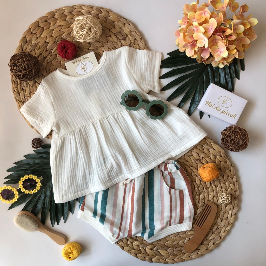 BLUSA BIANCA CON SHORT RIGHE - Noi da piccoli