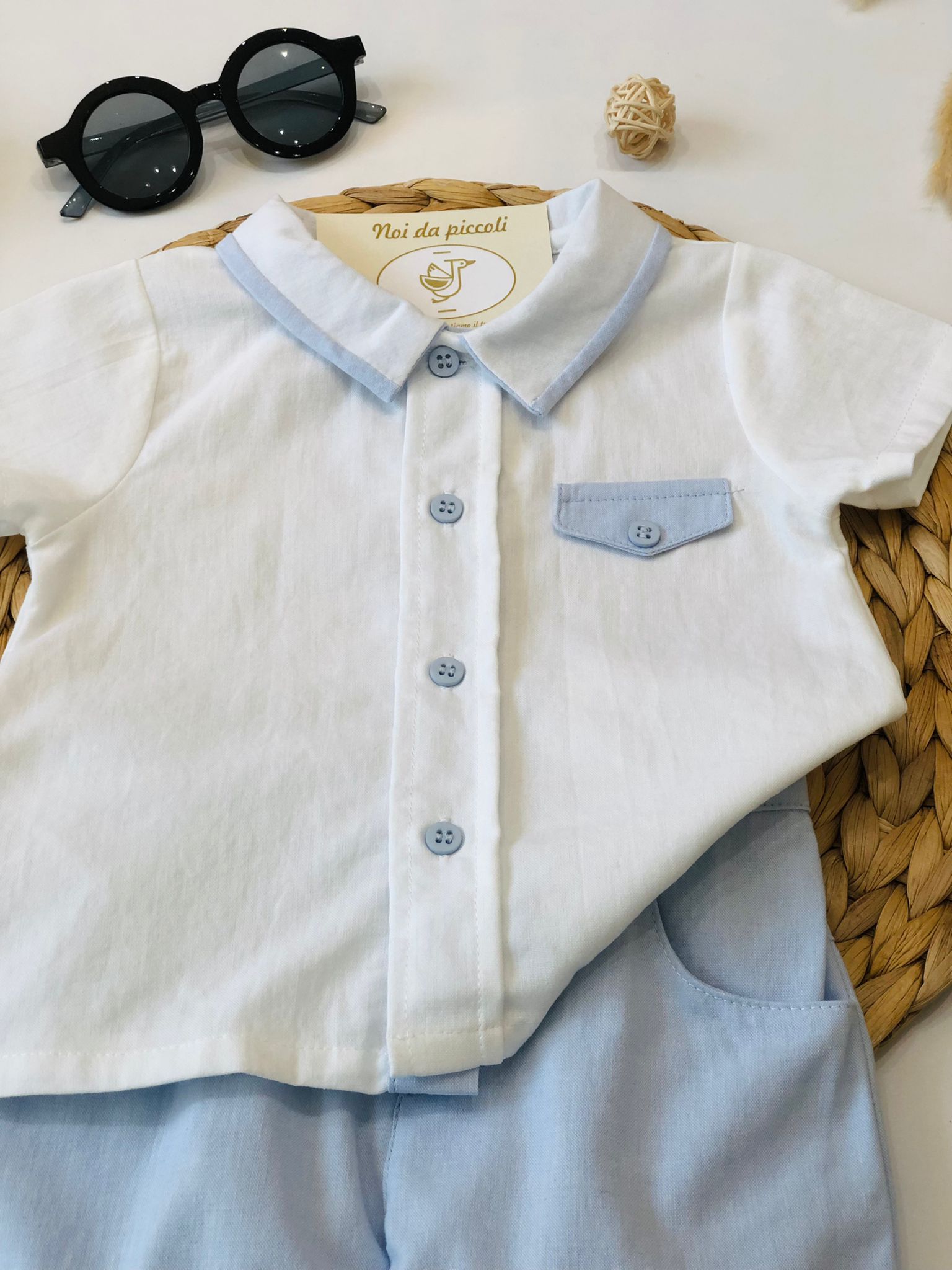 CAMICINA BIANCA CON SHORT CELESTE - Noi da piccoli