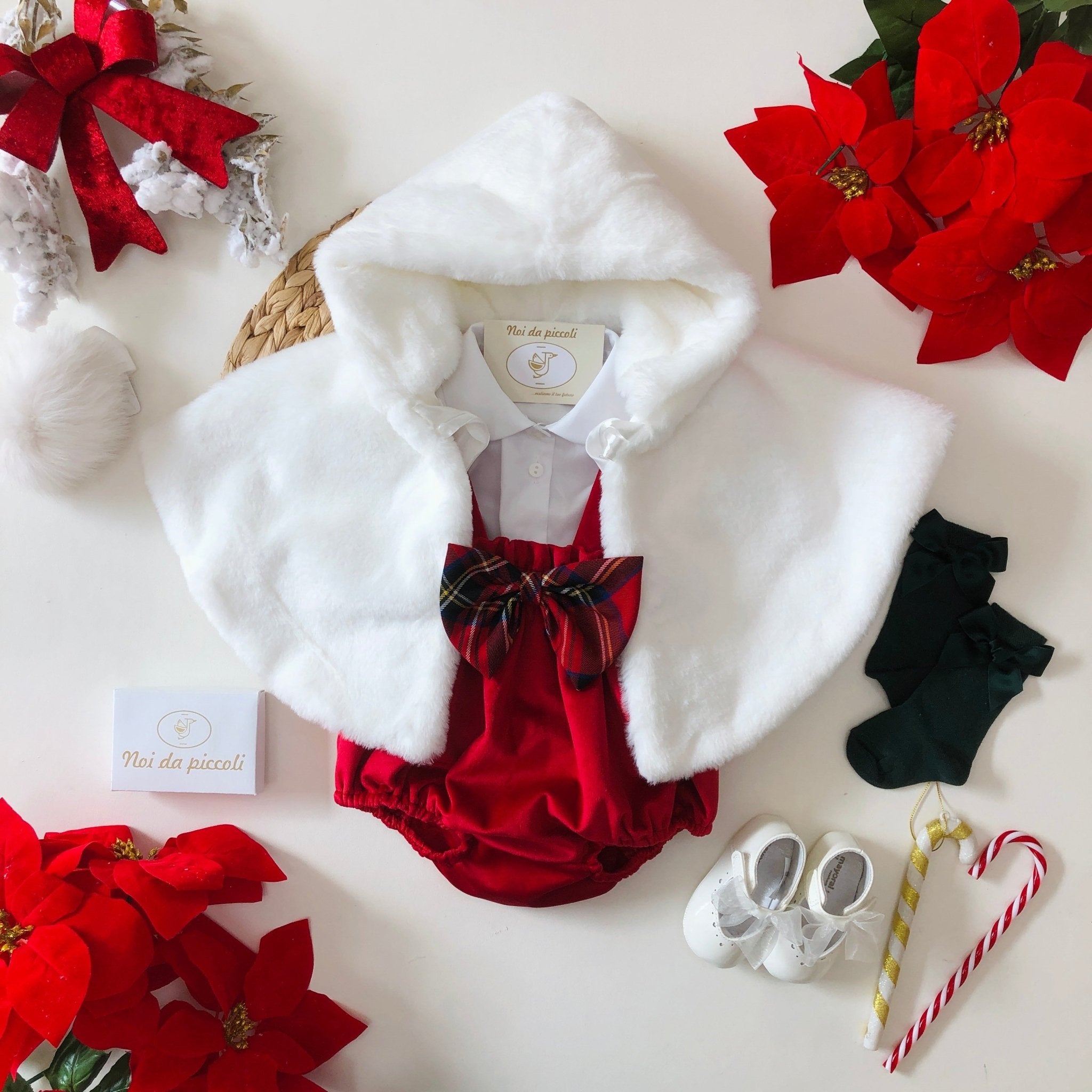 CAMICINA E SALOPETTE IN VELLUTO ROSSO CON FIOCCO SCOZZESE - Noi da piccoli