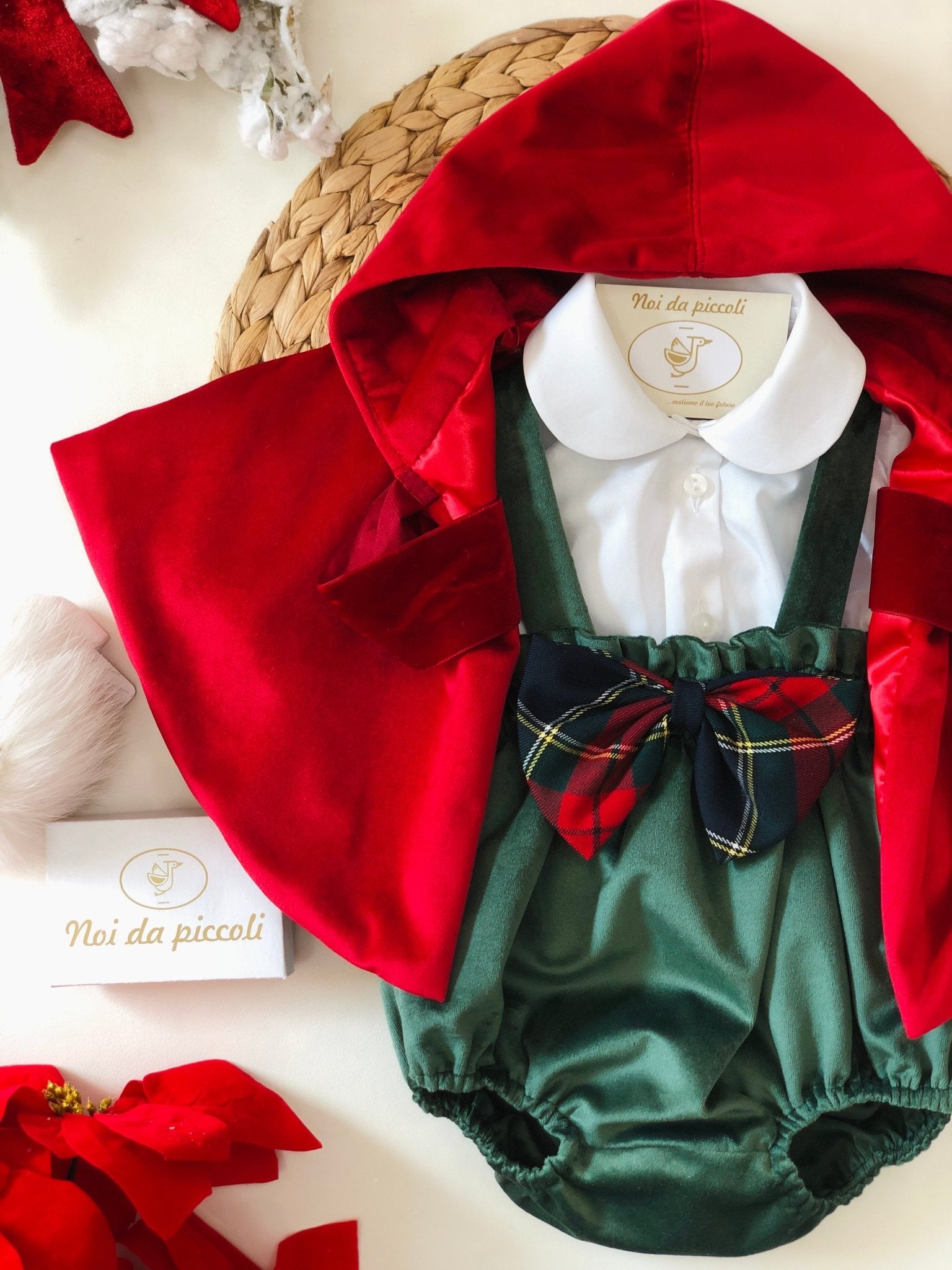 CAMICINA E SALOPETTE IN VELLUTO VERDE CON FIOCCO SCOZZESE - Noi da piccoli