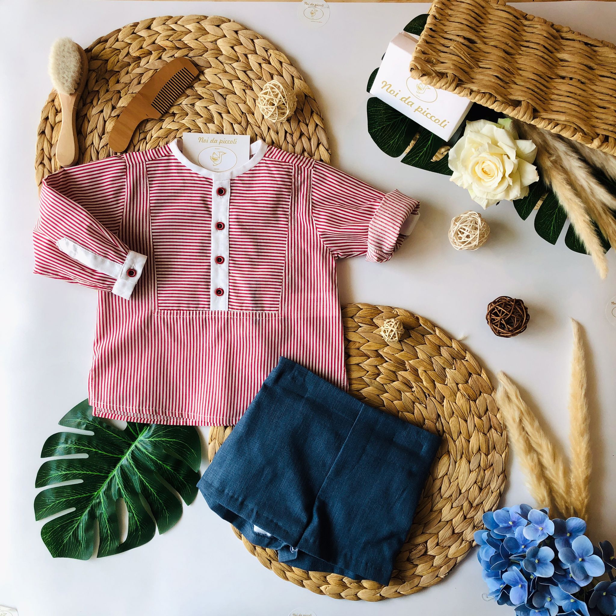 CAMICINA RED CON SHORT BLU MARINO - Noi da piccoli